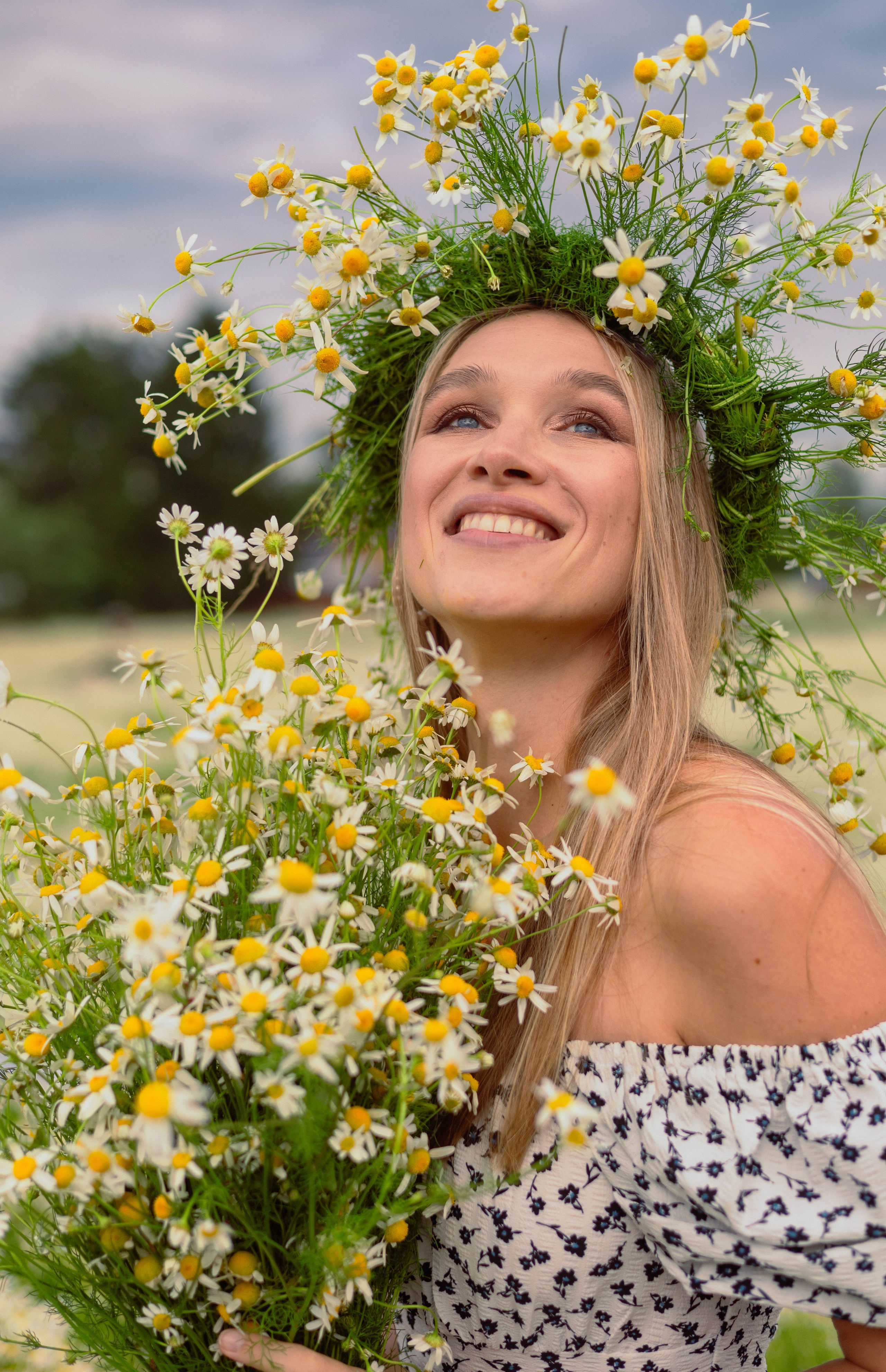 Фотосессия в Ромашковом поле. Портретный фотограф Панферова Регина г. Санкт-Петербург, г. Казань