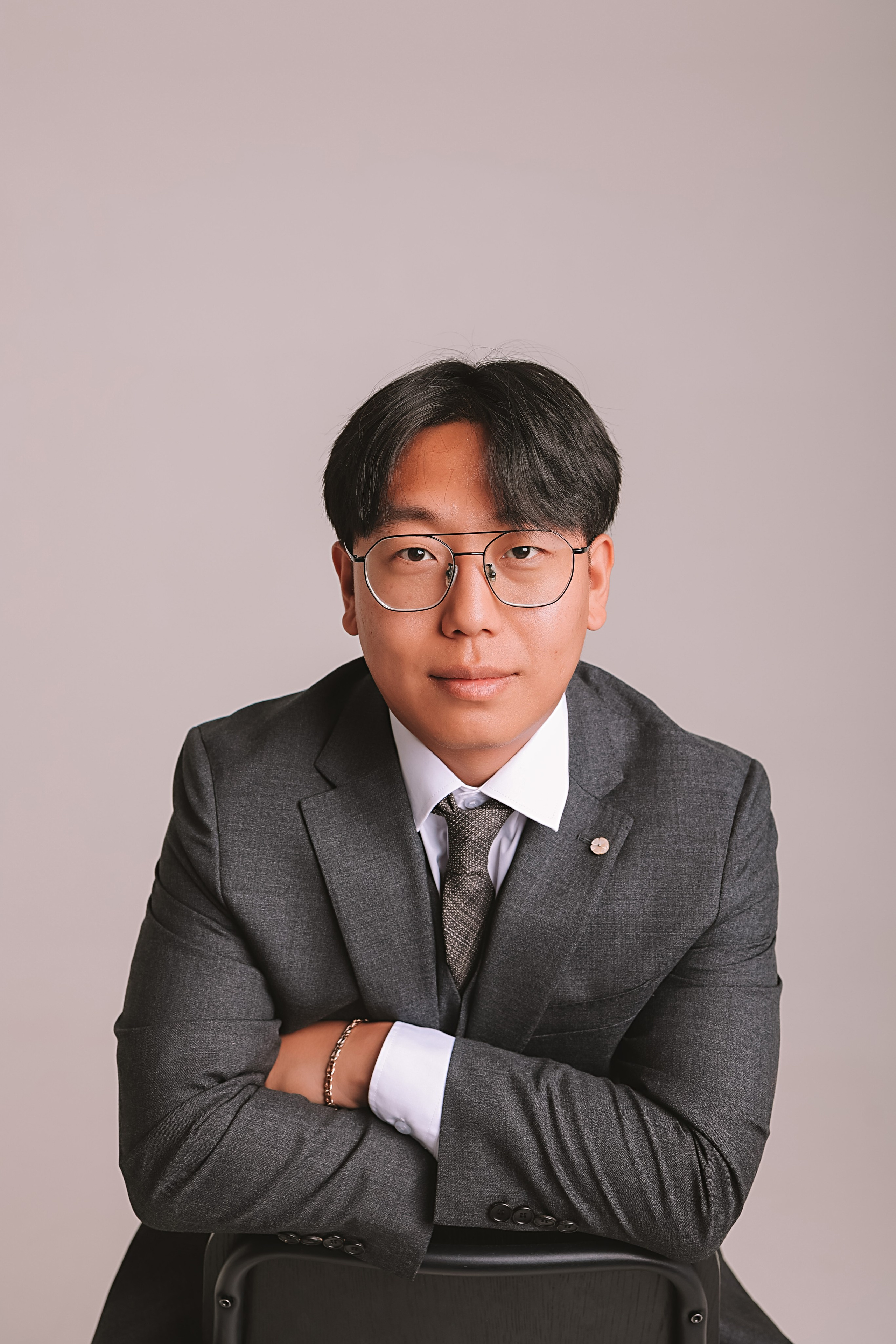 Айвазовский и парк дружбы народов. Семейный фотограф Тюмень, фотограф на роды Салмина Мария