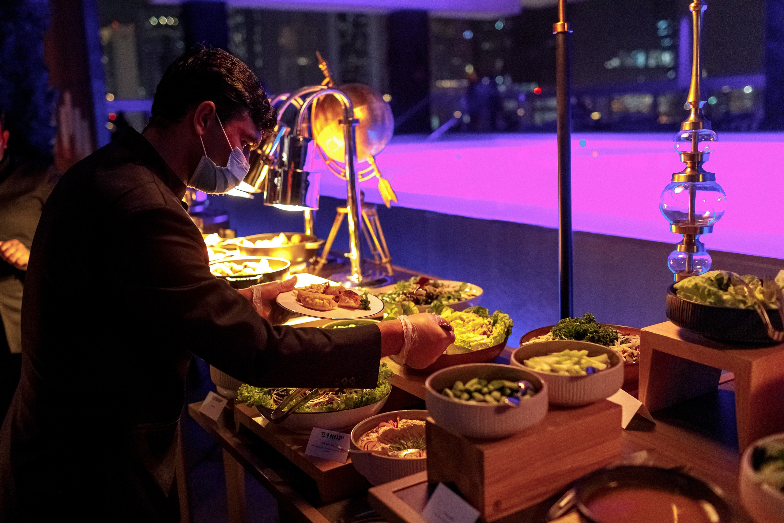 Ужин в st.TROP. Портретный фотограф в Санкт-Петербурге Саша Гореликова