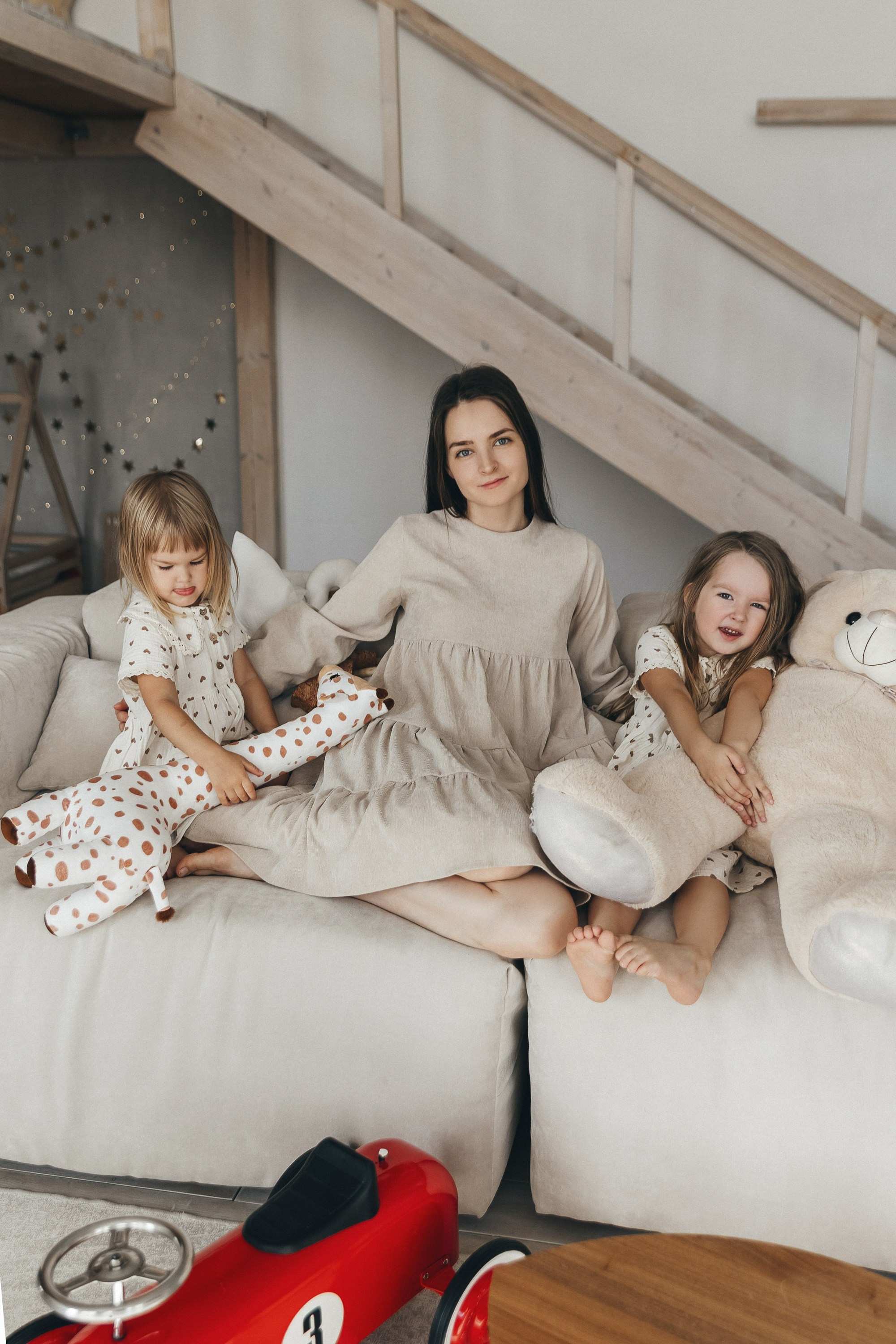 ЮЛЯ, ДАНИИЛ, ЛЮДА, ДАША И ЯРИК ` 23. Maria Startseva Photo