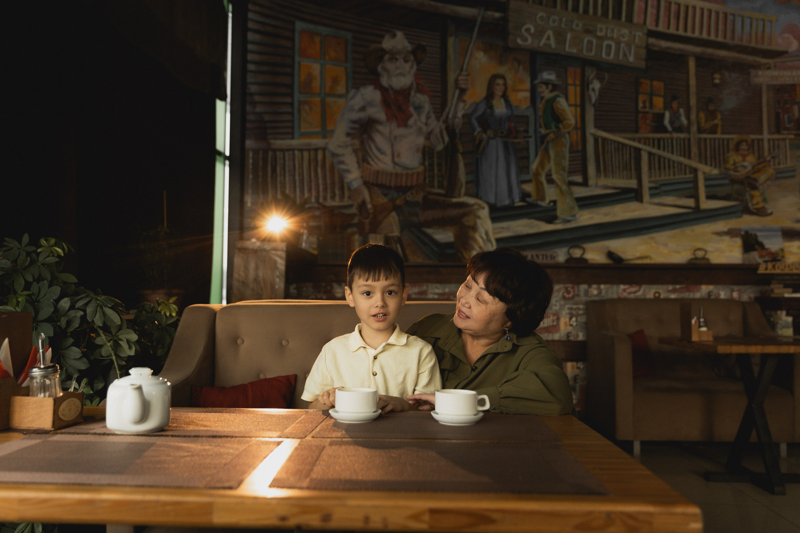 Бабушка и внук. Семейный и свадебный фотограф Лилия Матонина | Ангарск, Иркутск, Усолье-Сибирское, Байкал (Листвянка, Ольхон), Иркутская область
