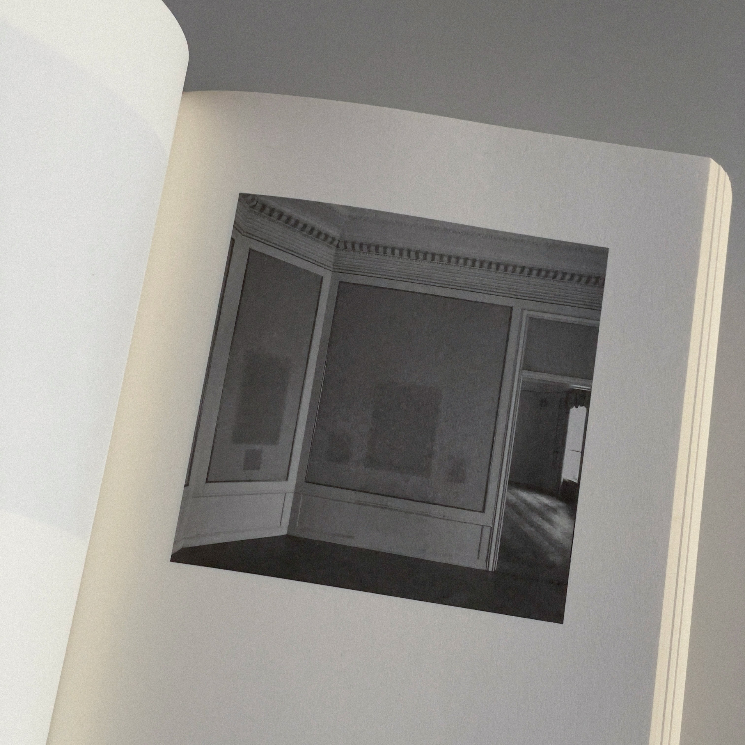 Фотокнижная библиотека Глеба Сергеева. Фотограф и исследователь фотографии из Санкт-Петербурга Елизавета Веприцкая