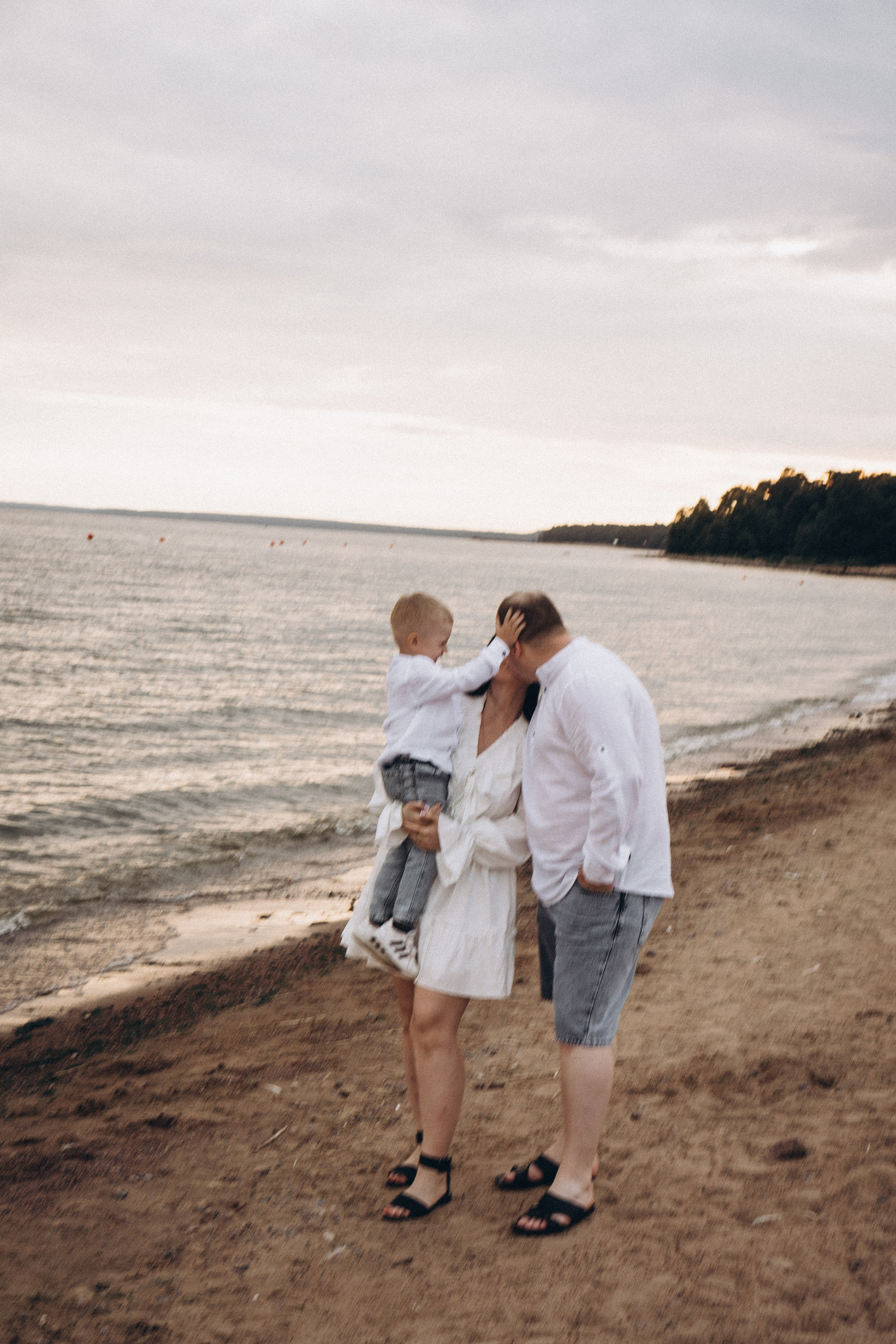 Семейная история на берегу залива. Профессиональный фотограф, Санкт-Петербург — Виктория Богомолова
