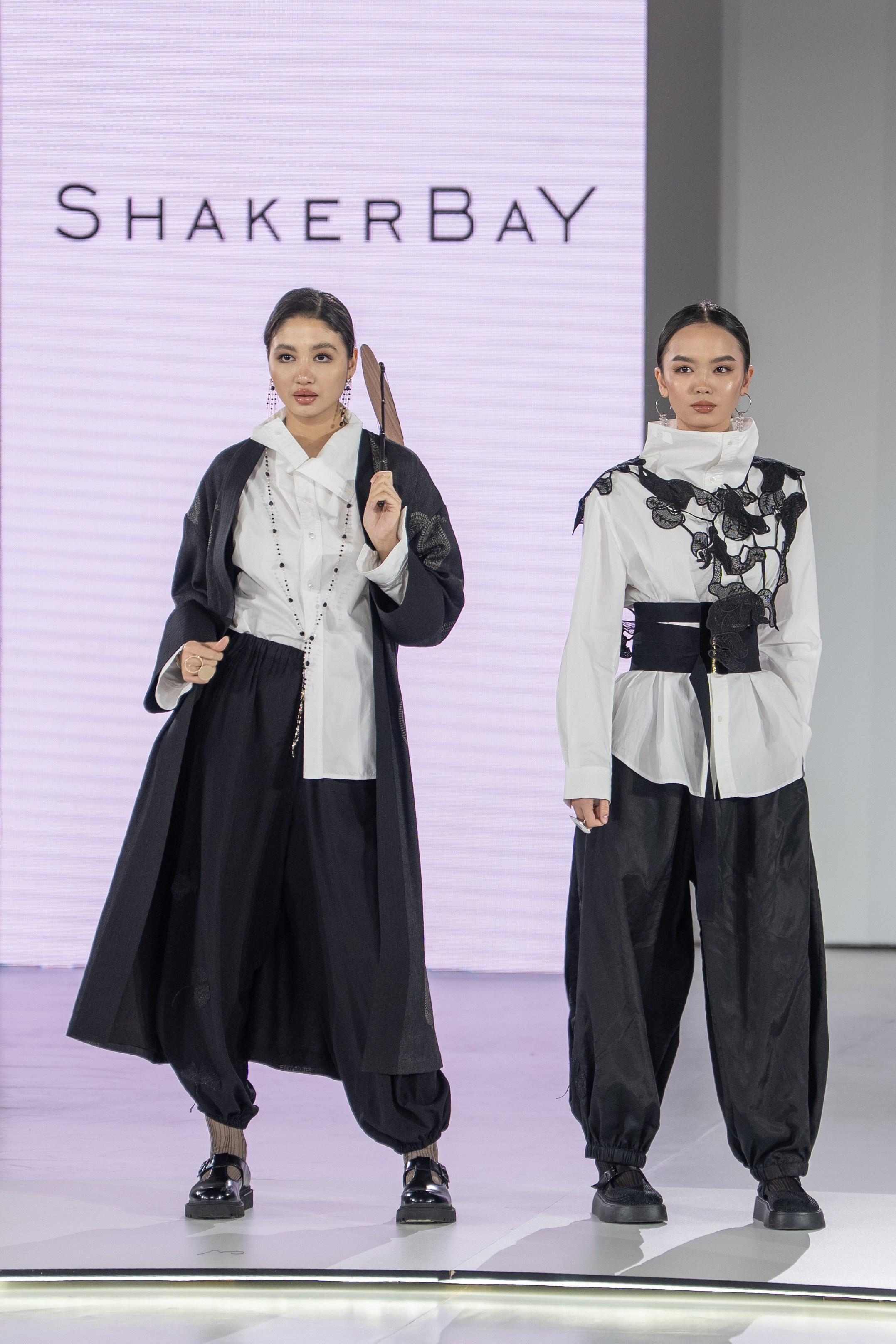 Дезайнер Shakerbay. Сайт Алматинского НЮ АРТ, будуар и фэшн фотографа Дениса Карпенко