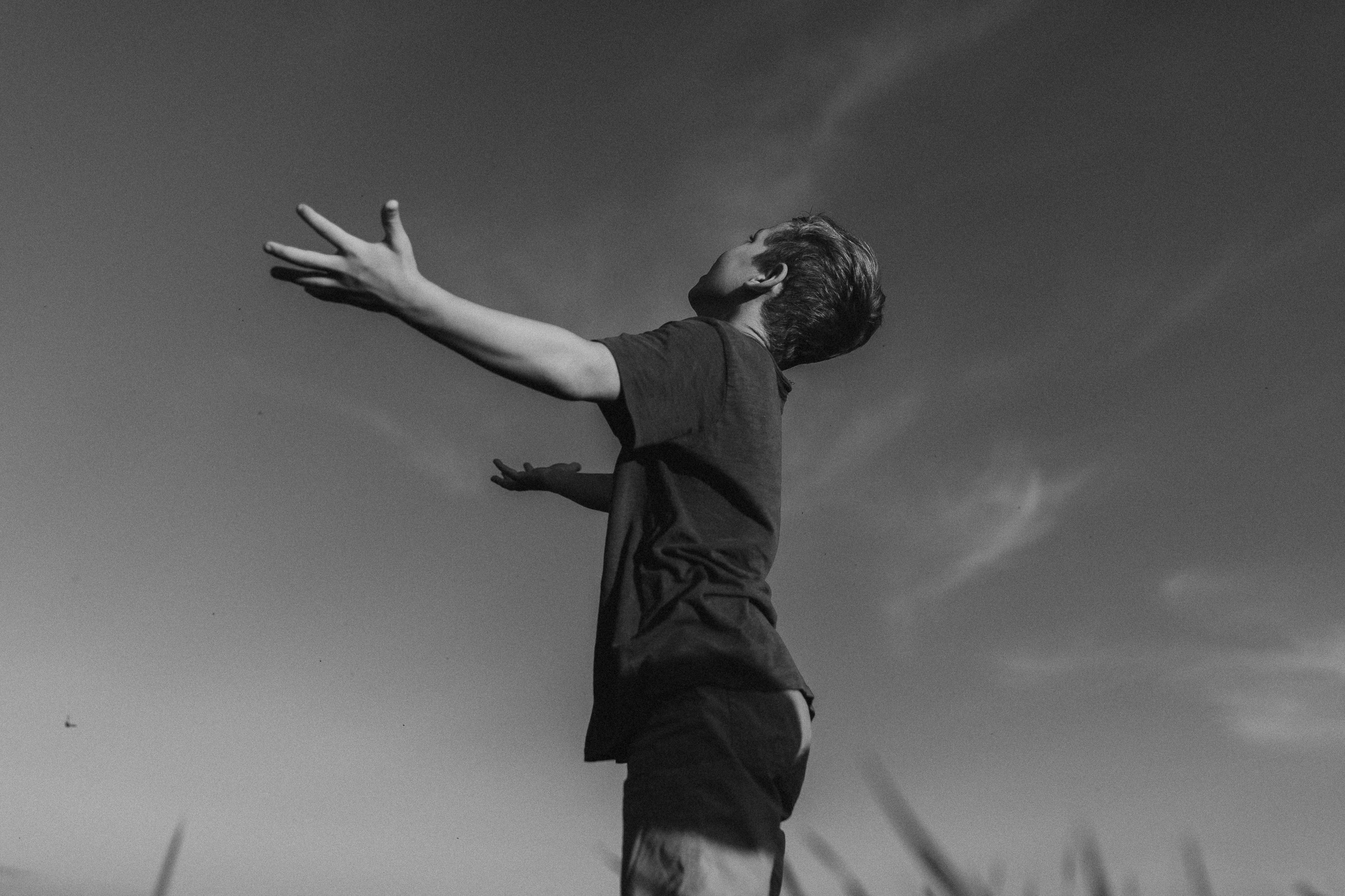 Фотосессия с красными мячами. Семейный фотограф Маша Тимофеева | Москва