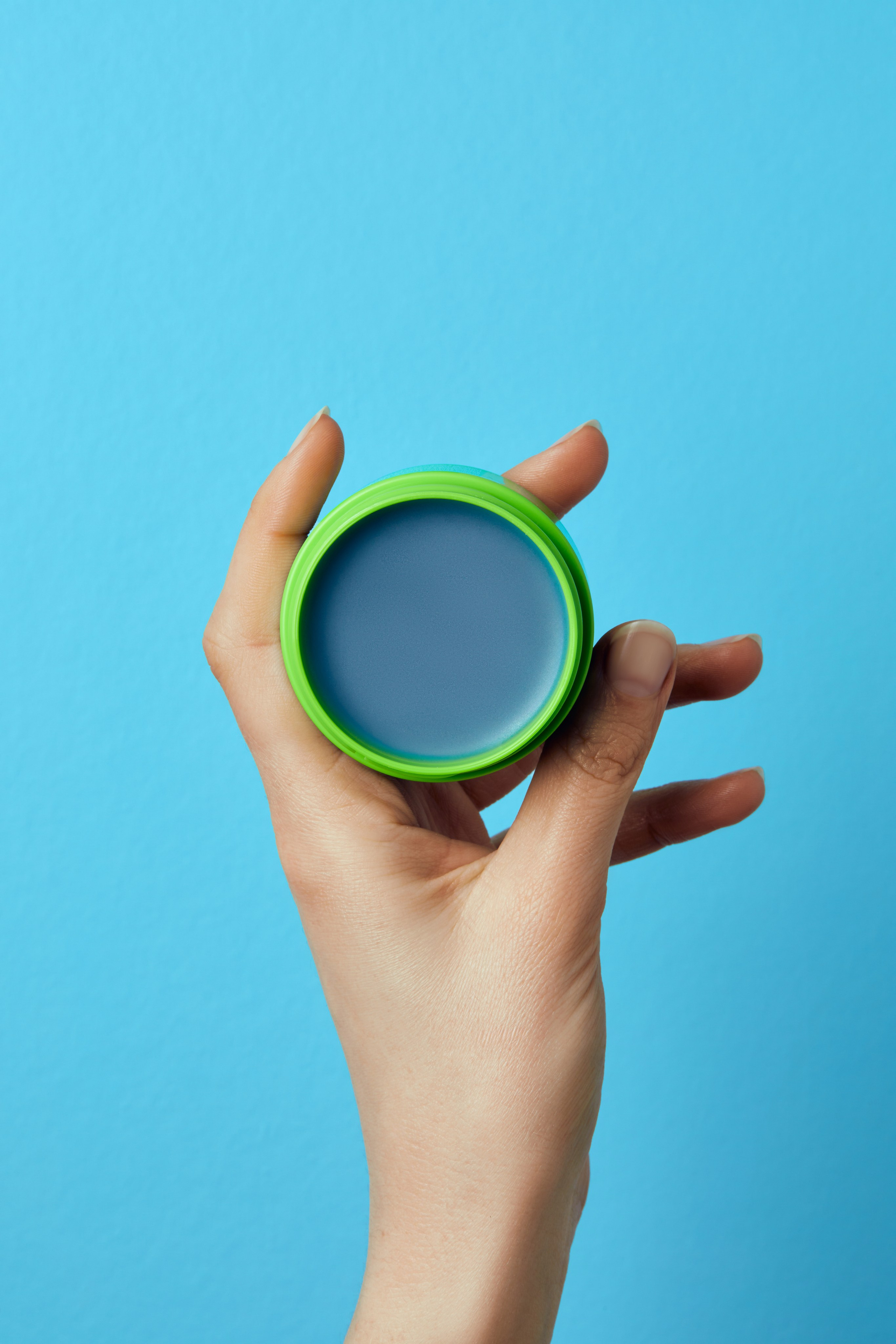 Product retoucher, working with clients all over the world