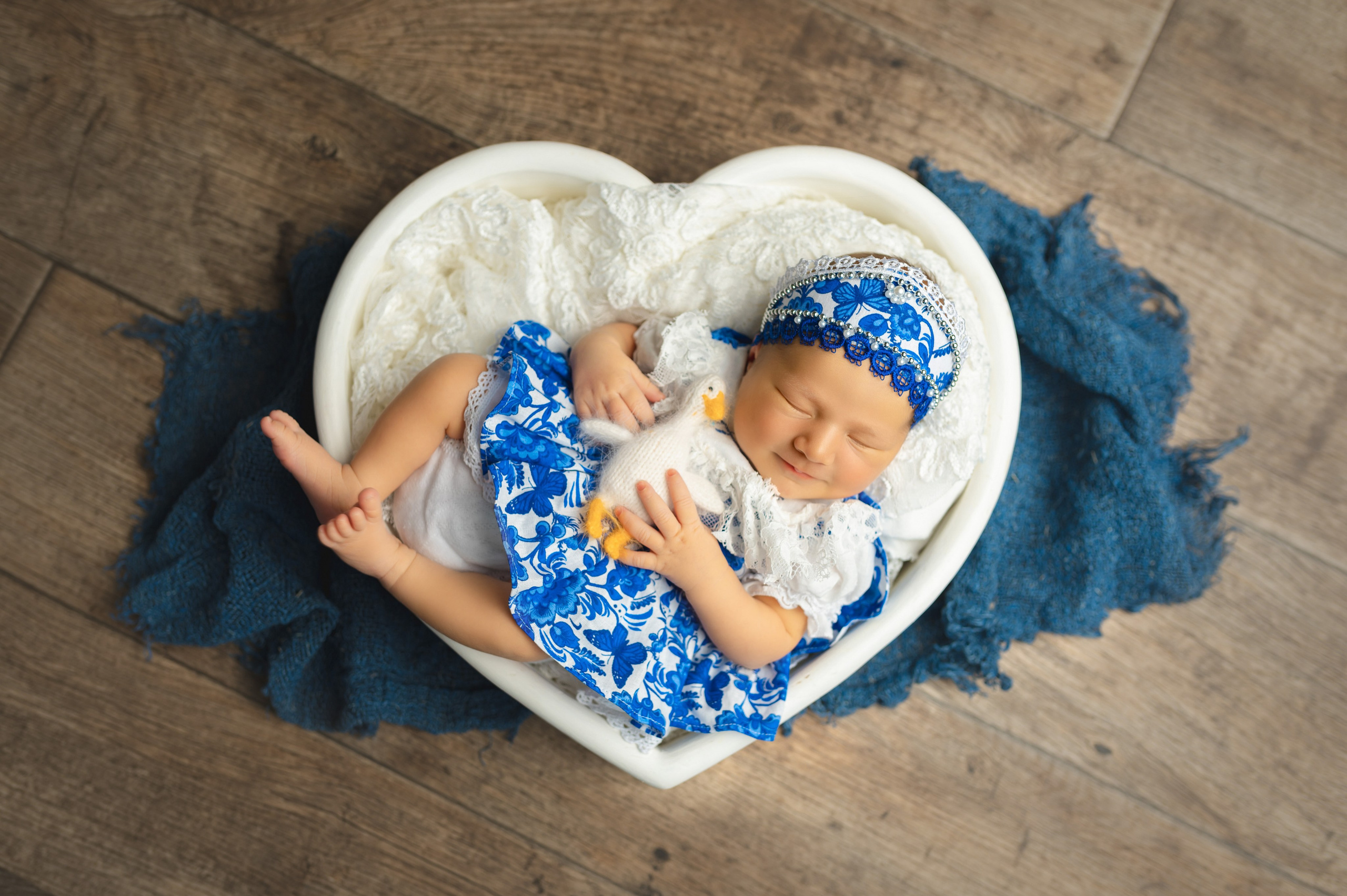 Новорожденные девочки. Детский фотограф в городе Жуковский Алиса Коробанова