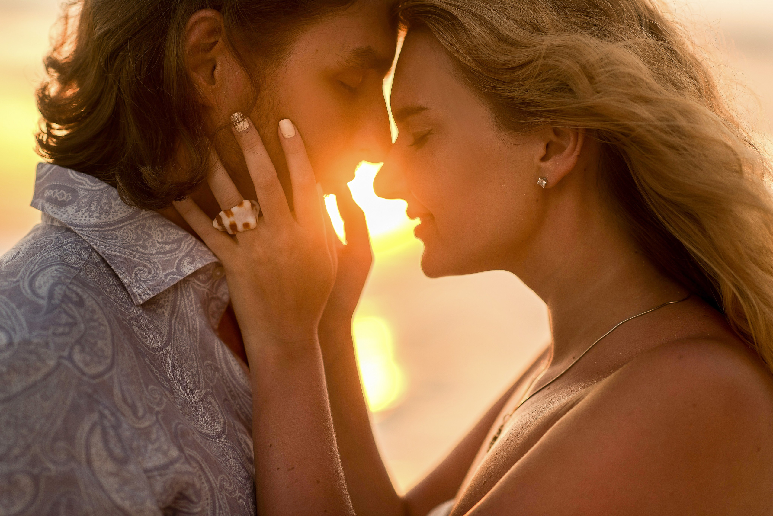 Love on the Sand. Wedding and Destination photographer Rustam Kalimullin