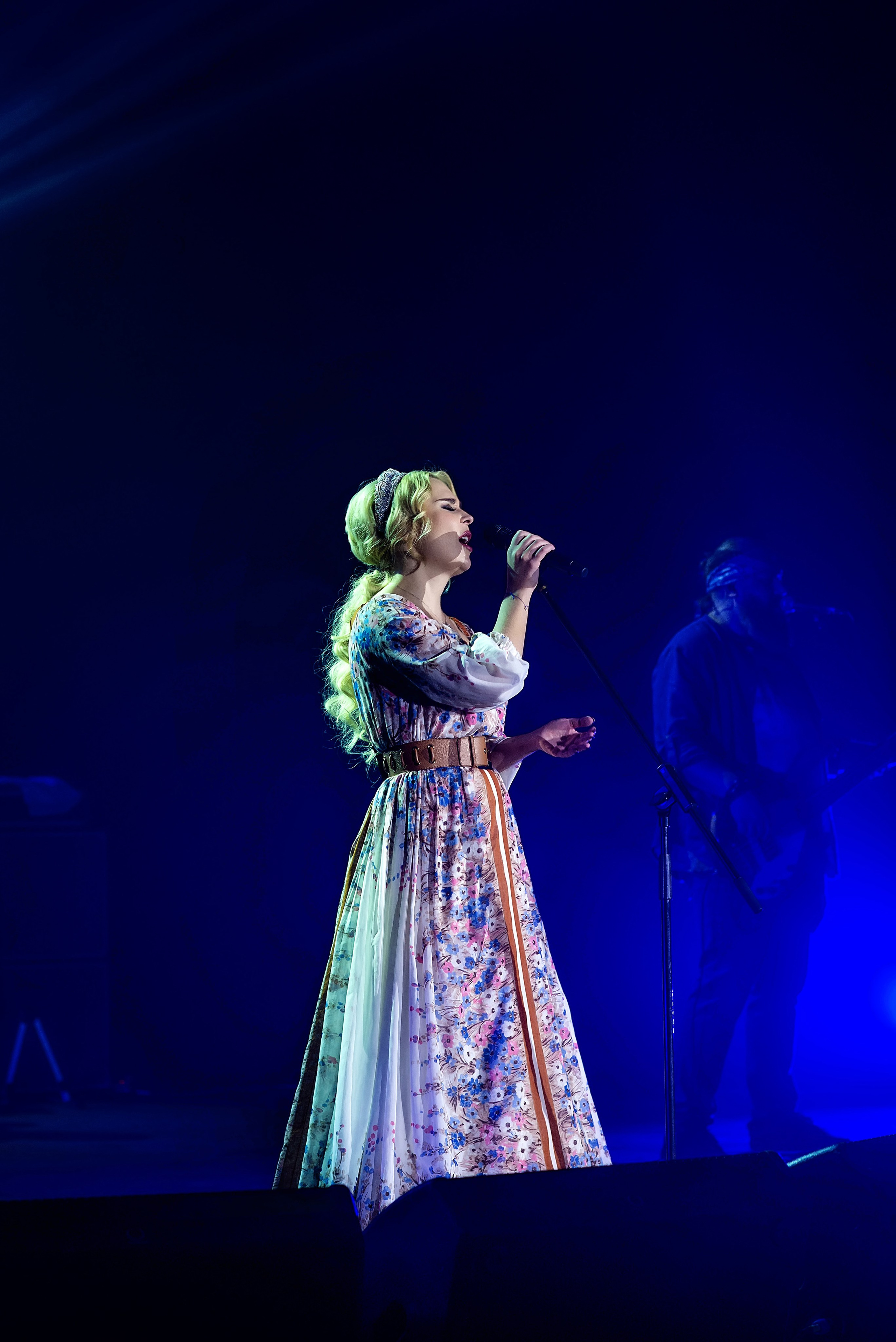 Концерт Пелагеи. Школьный, фэшн фотограф в Тюмени и в России Ирина Королева