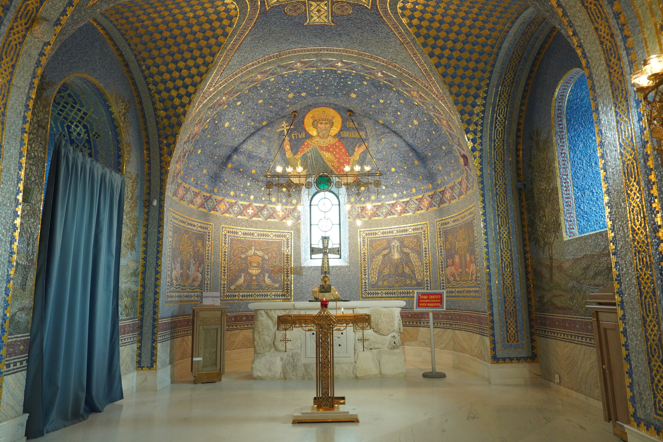 Съемка в храме