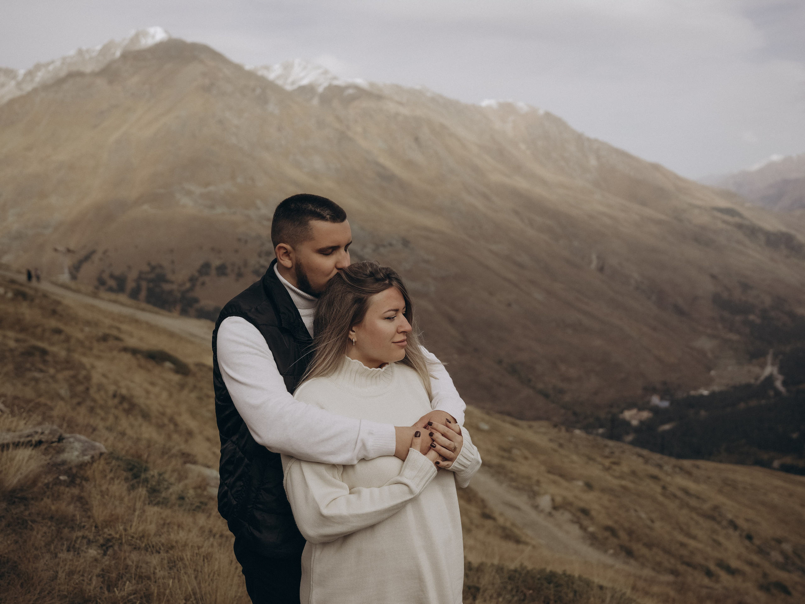 Съемка Love story (лавстори) Екатерины и Александра. Свадебный фотограф Ирина Беляева Пятигорск|Кисловодск|Эльбрус|Домбай