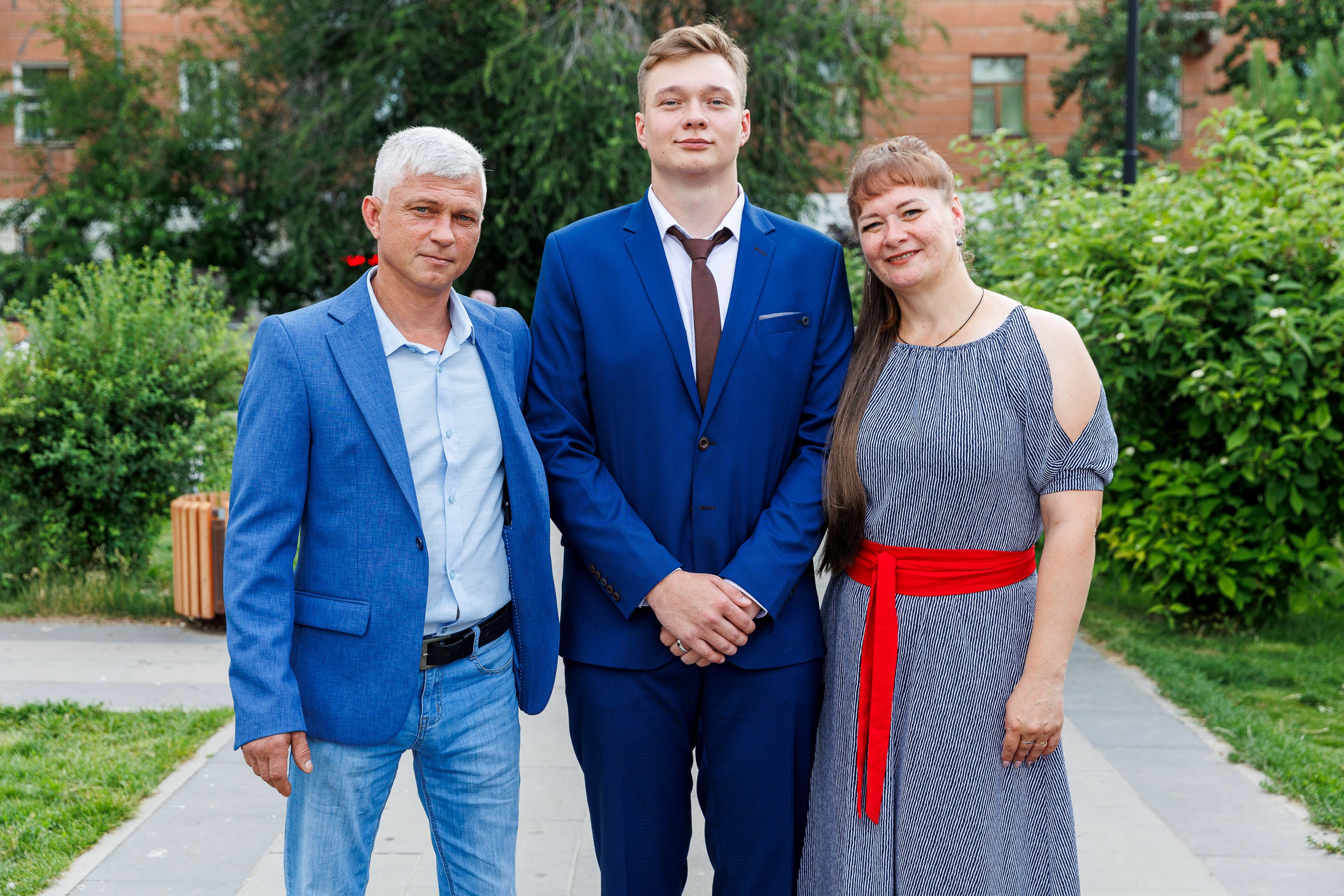 Выпускной — 2023 г. Фотограф Шейдаев Эмин г. Волгоград