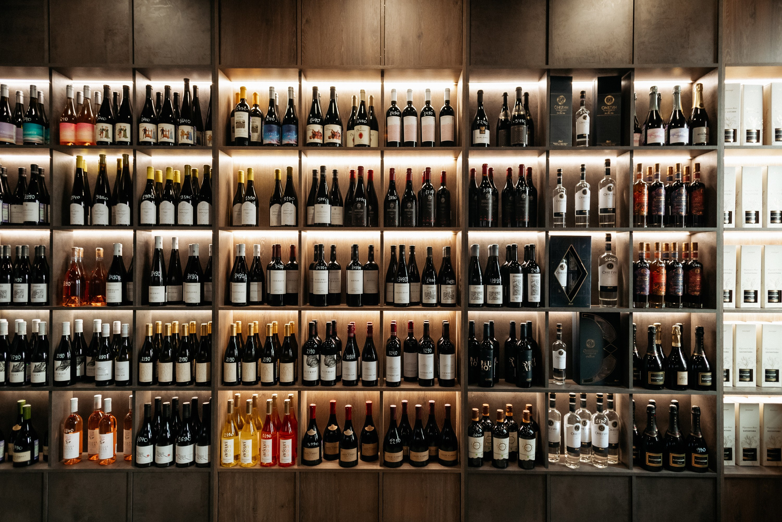 BY SIMPLE ВИНОТЕКА — ОТКРЫТИЕ. СВОИ. ФОТООТЧЕТЫ-СОБЫТИЯ-МЕСТА