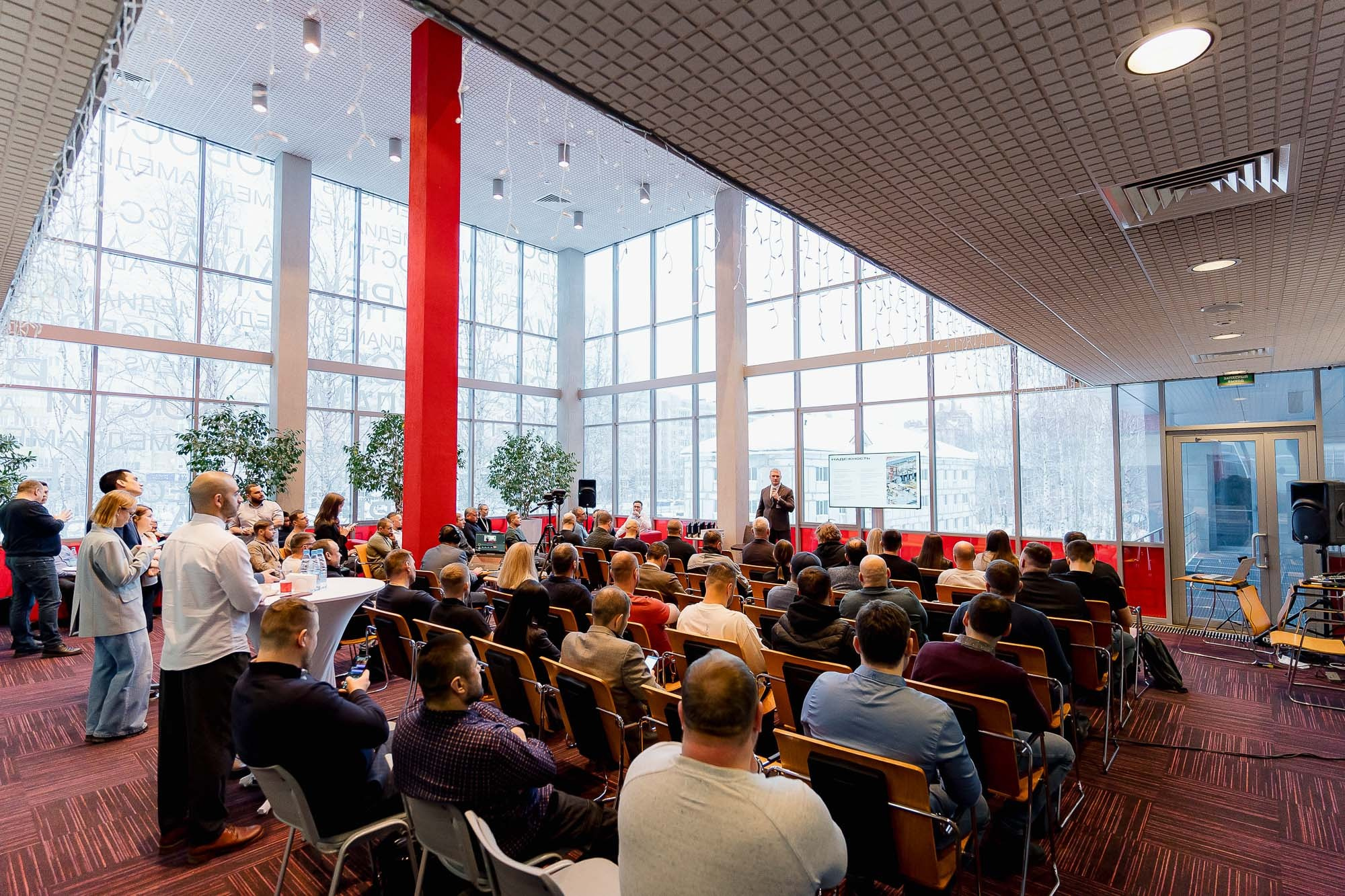 Брусника. Ассоциация партнеров. Сергей Кошкин. Репортажная и ивент-фотография в Сургуте