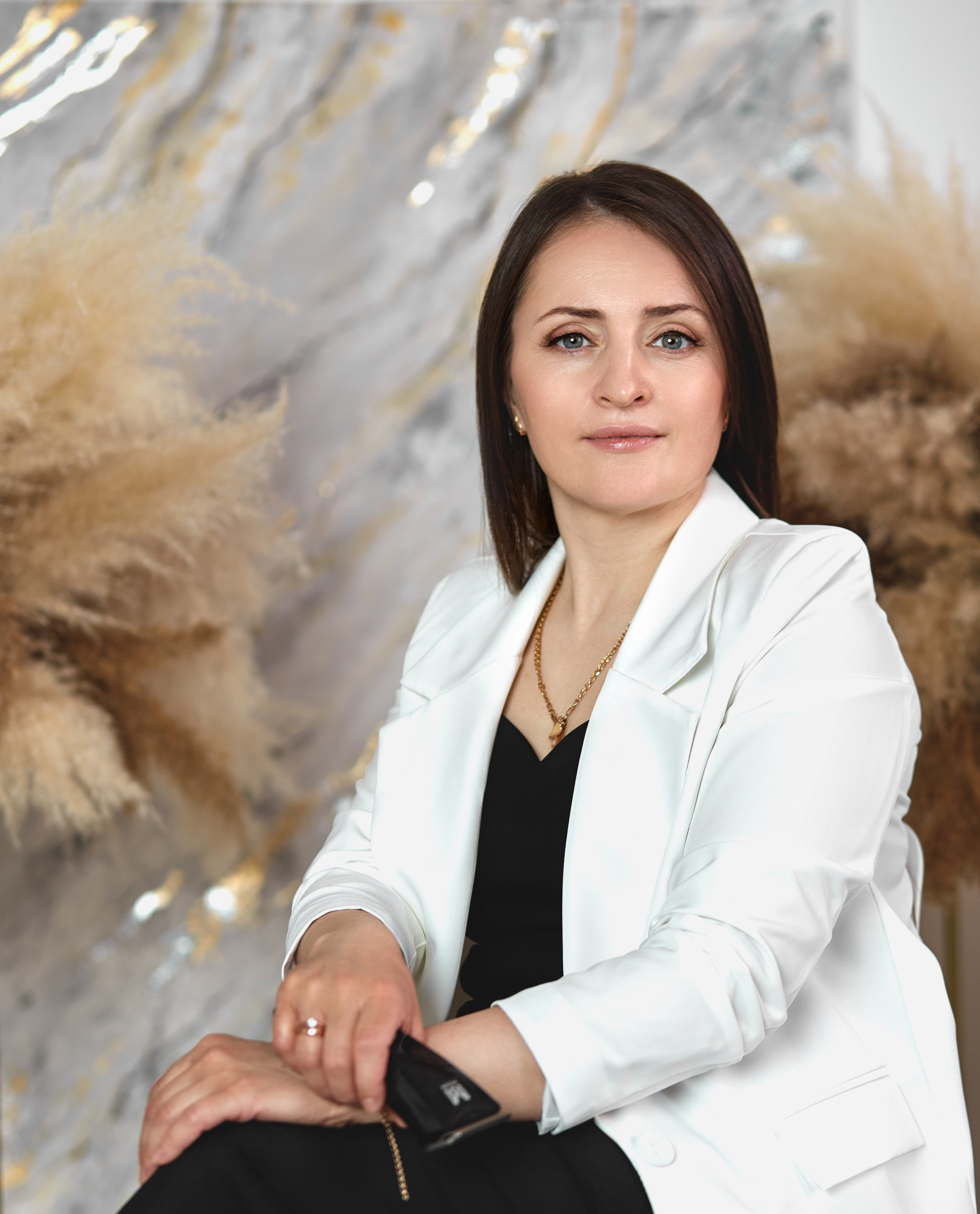 Мария мастер по ламинированию волос. Прончатова Алина. Свадебный и семейный фотограф