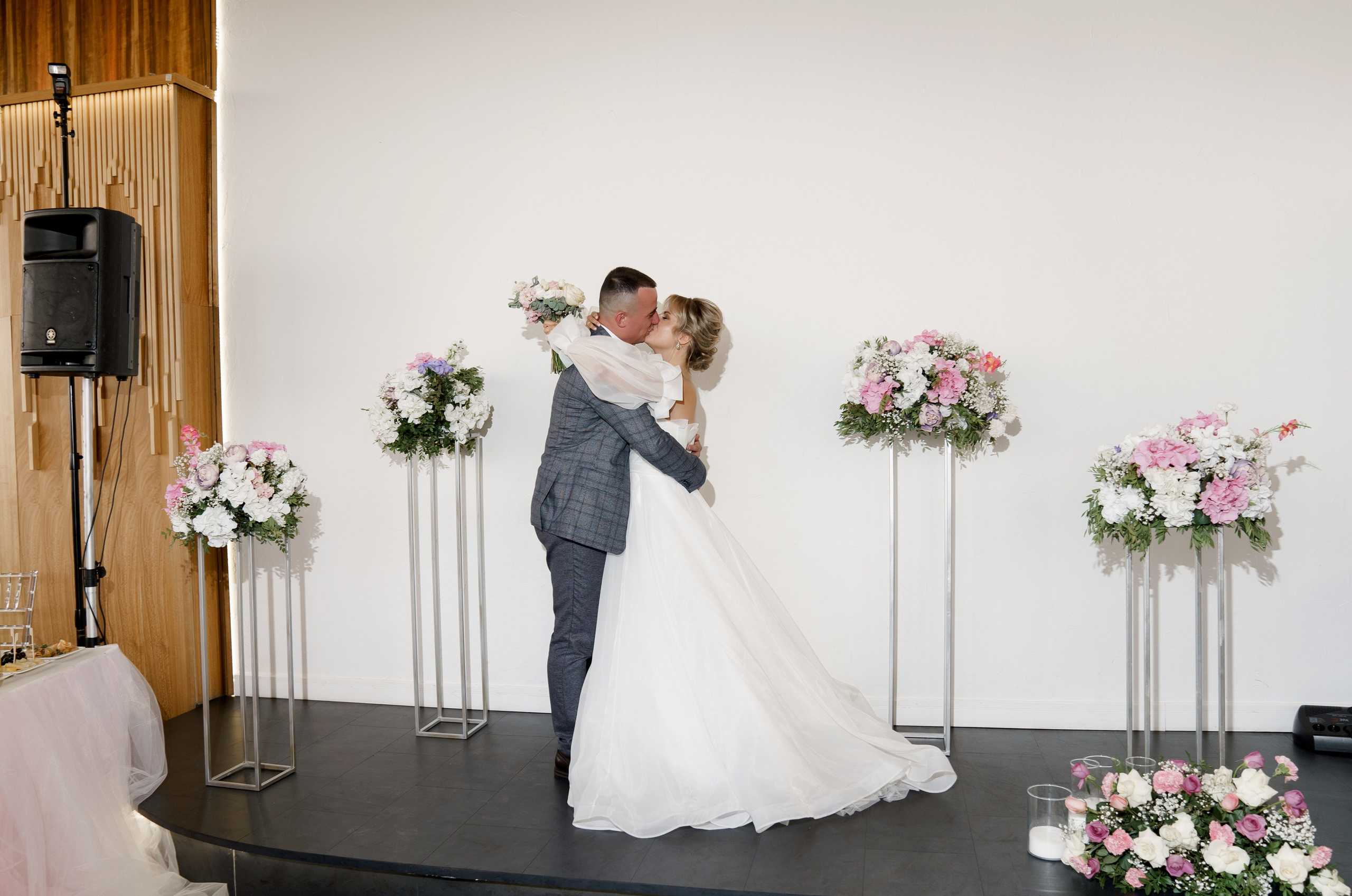 Свадебная фотосессия Арины и Артура в Санкт-Петербурге. Свадебный фотограф Евгений Олейников в Воронеже