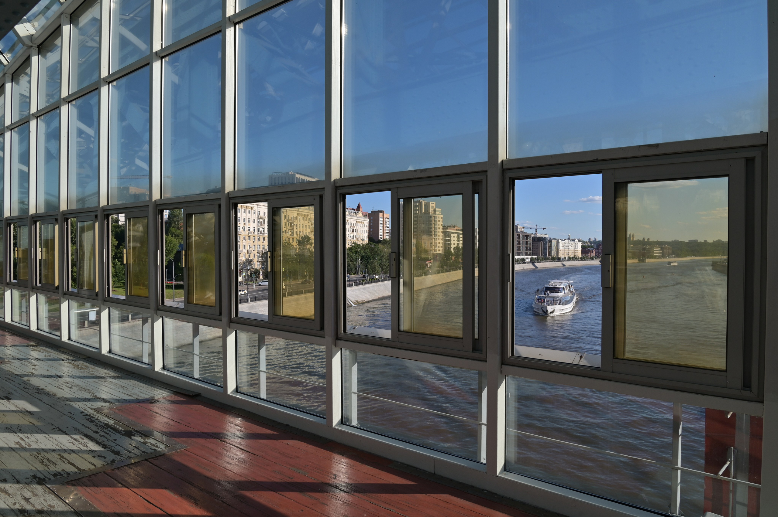 20240706 Киевская, Музеон, Библиотека. Дмитрий Ремизов. Фотография, как хобби