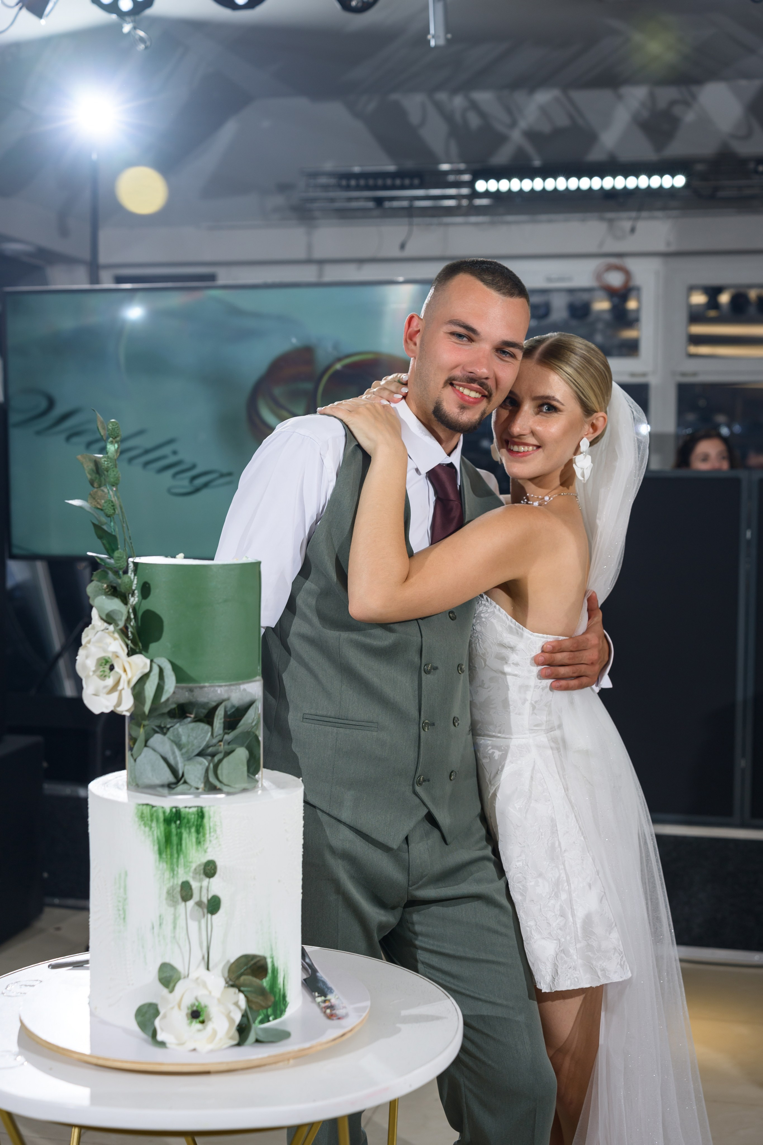 Свадебная фотосессия в отеле «Милан». Свадебный фотограф Москва Юрий Кульман