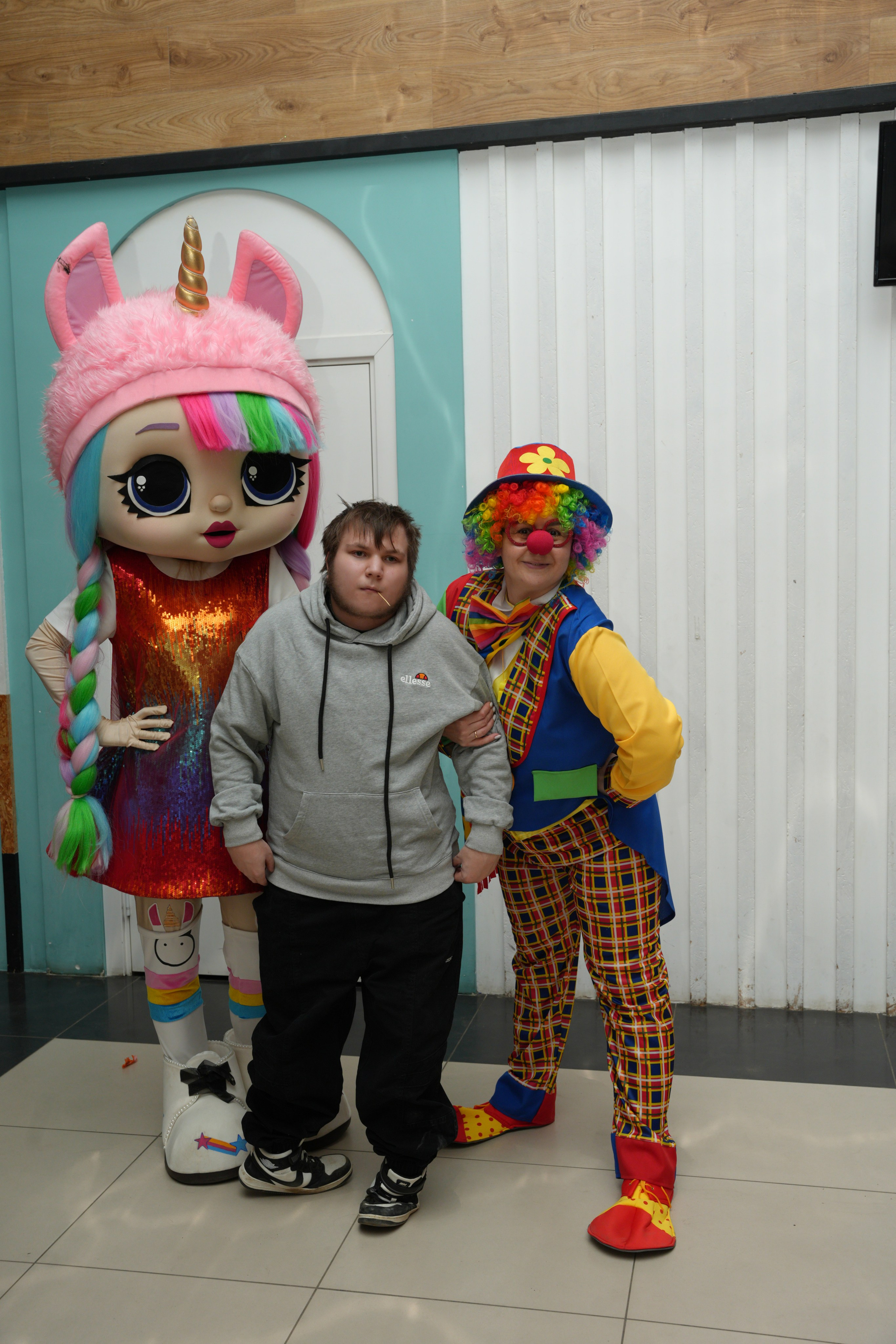 Социально —благотворительная акция «Ты в этом мире не один», посвященная Международному дню инвалидов. ВЫПУСКНЫЕ АЛЬБОМЫ, Школьный фотограф, семейный и свадебный в Саратове и области Ольга Плаксина