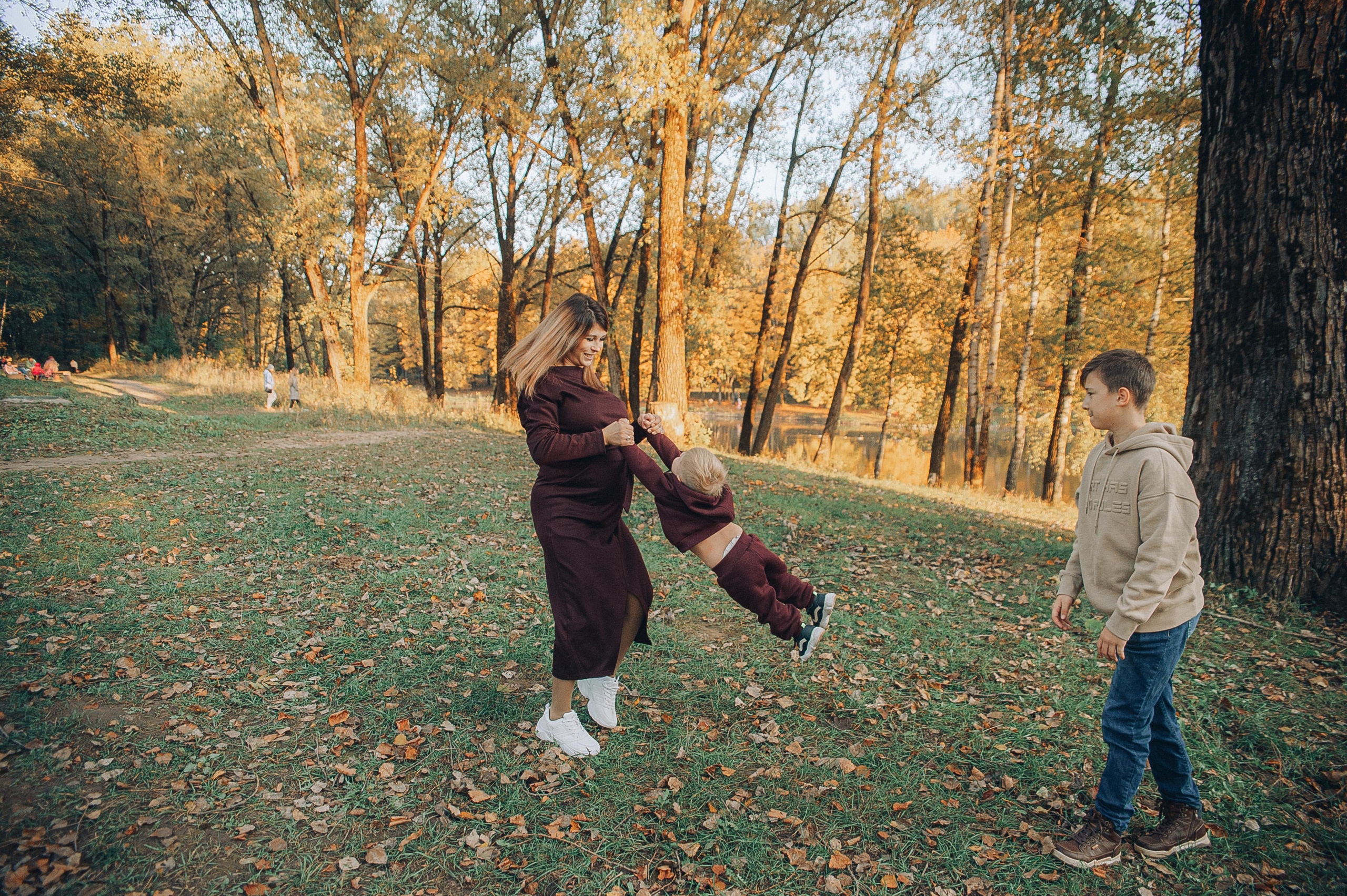 Семейная Осень. Свадебный и семейный фотограф в городе Смоленске