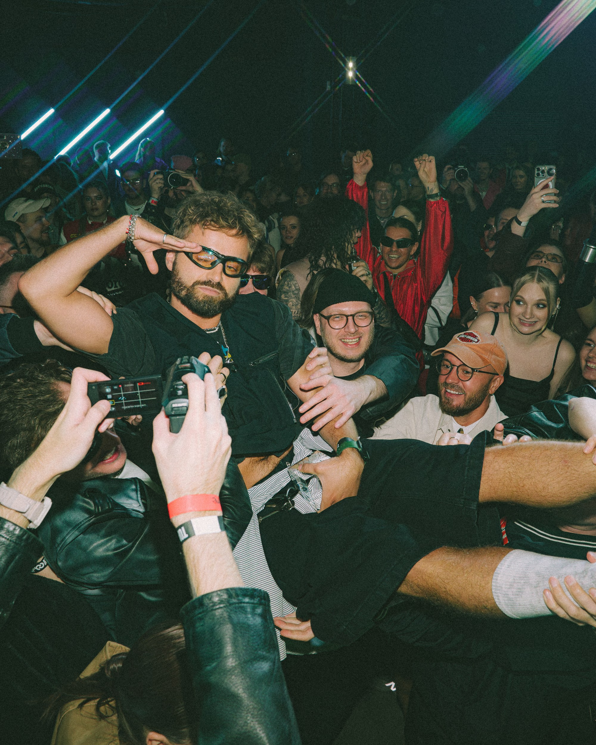 Top 100 Awards' 25. Свадебный и портретный фотограф в Москве Сергей Бузин