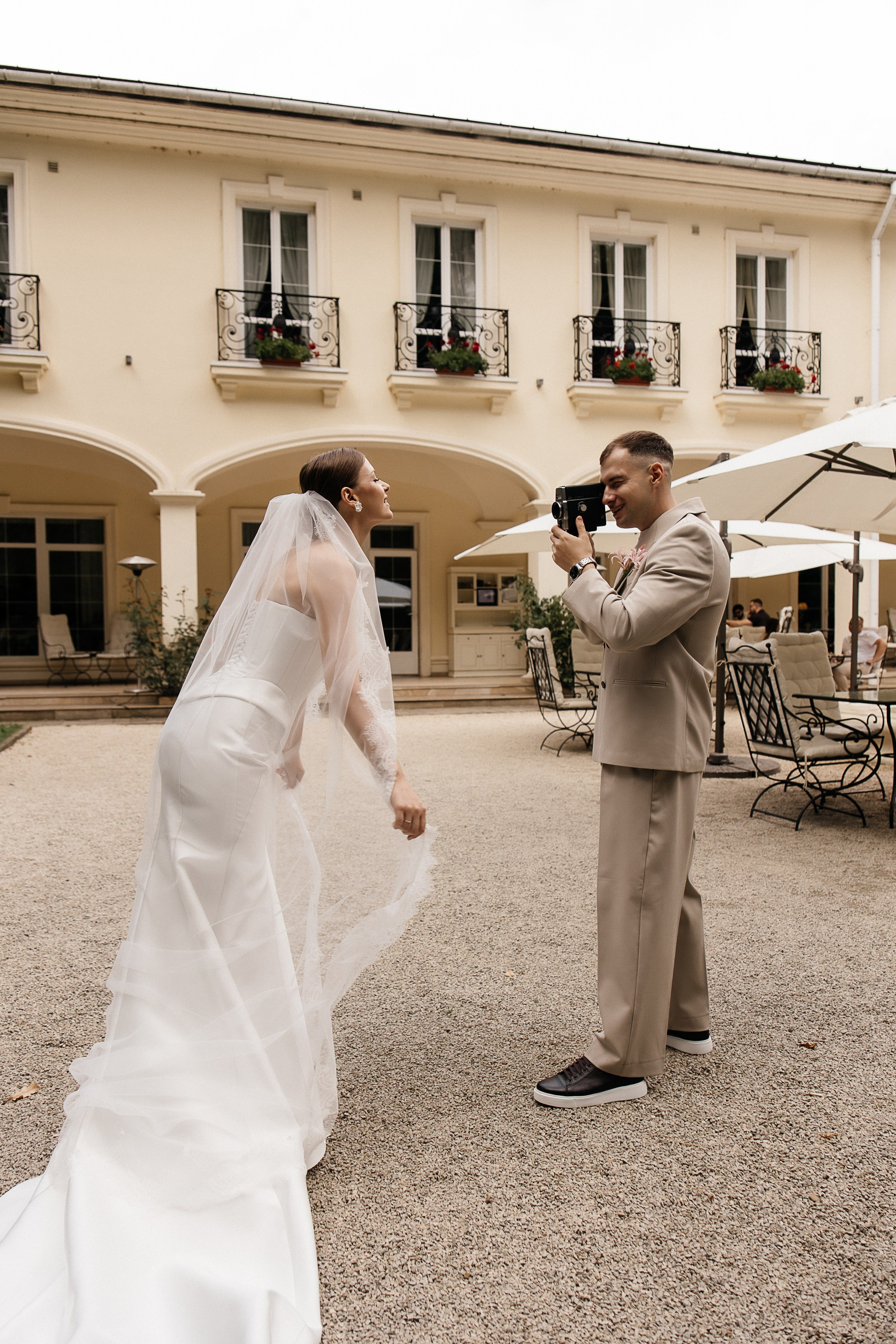 Свадьбная фотосессия в отеле Кронон (Гродно, Беларусь). Свадебный и семейный фотограф Виолетта Сидельникова. Краснодар, Россия, Беларусь, Европа