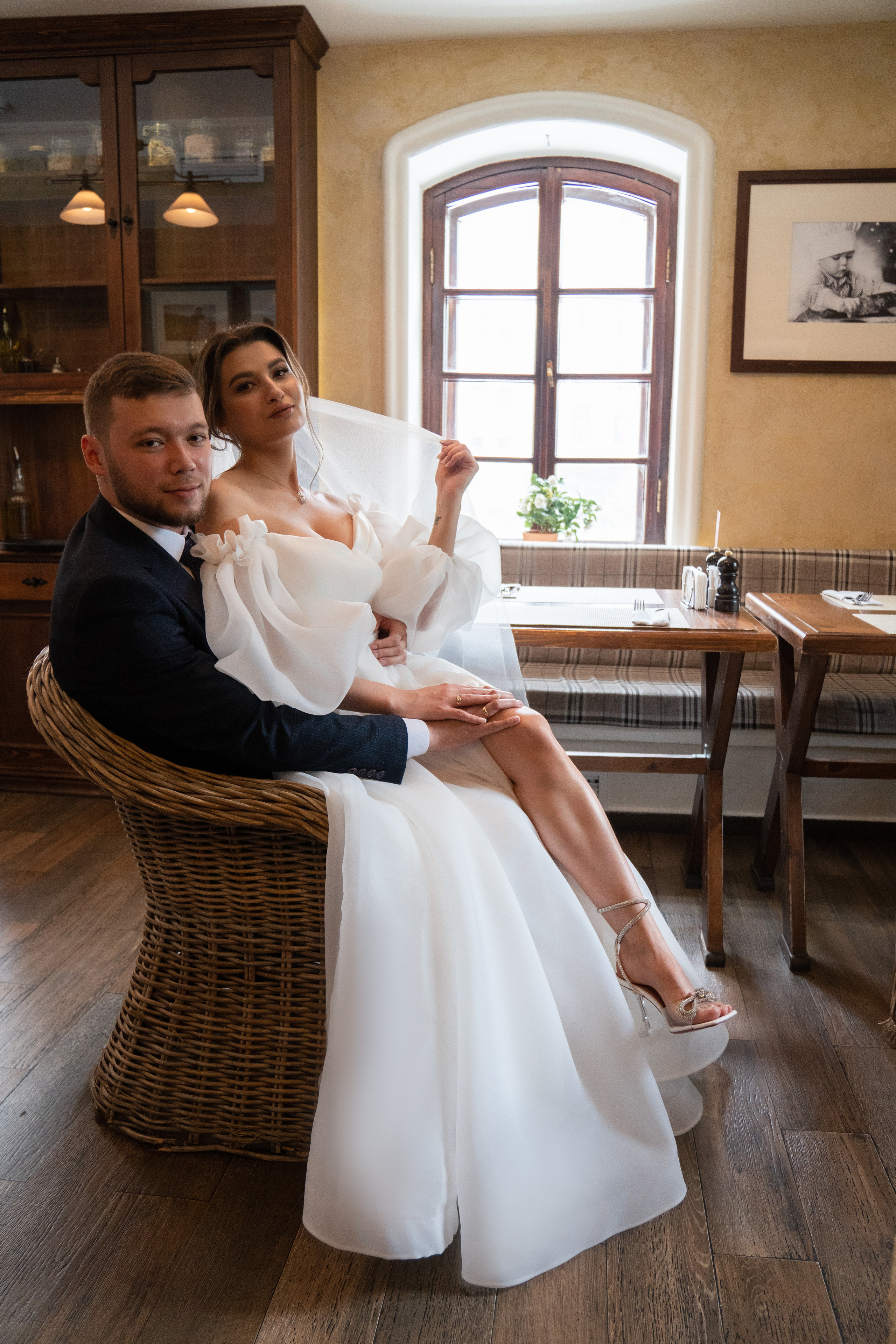 Свадебная прогулка_Максим+Юлия. Контент-съёмка и бизнес-портреты в Москве. Виктория Кулюкина