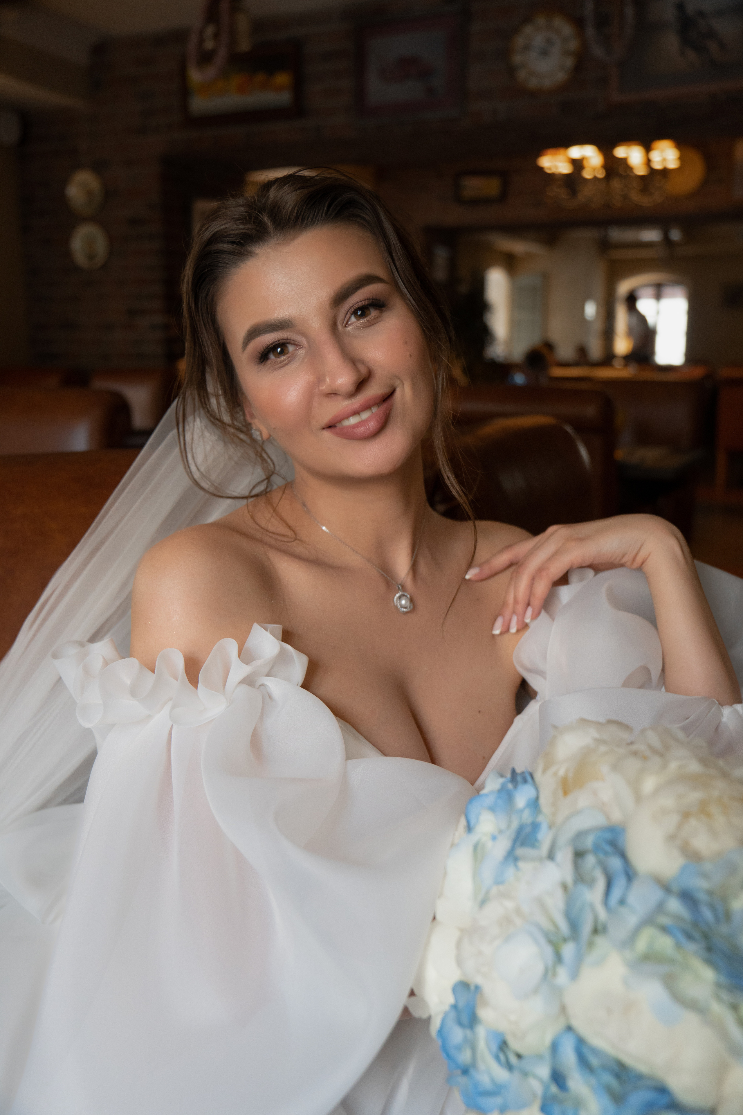 Свадебная прогулка_Максим+Юлия. Контент-съёмка и бизнес-портреты в Москве. Виктория Кулюкина