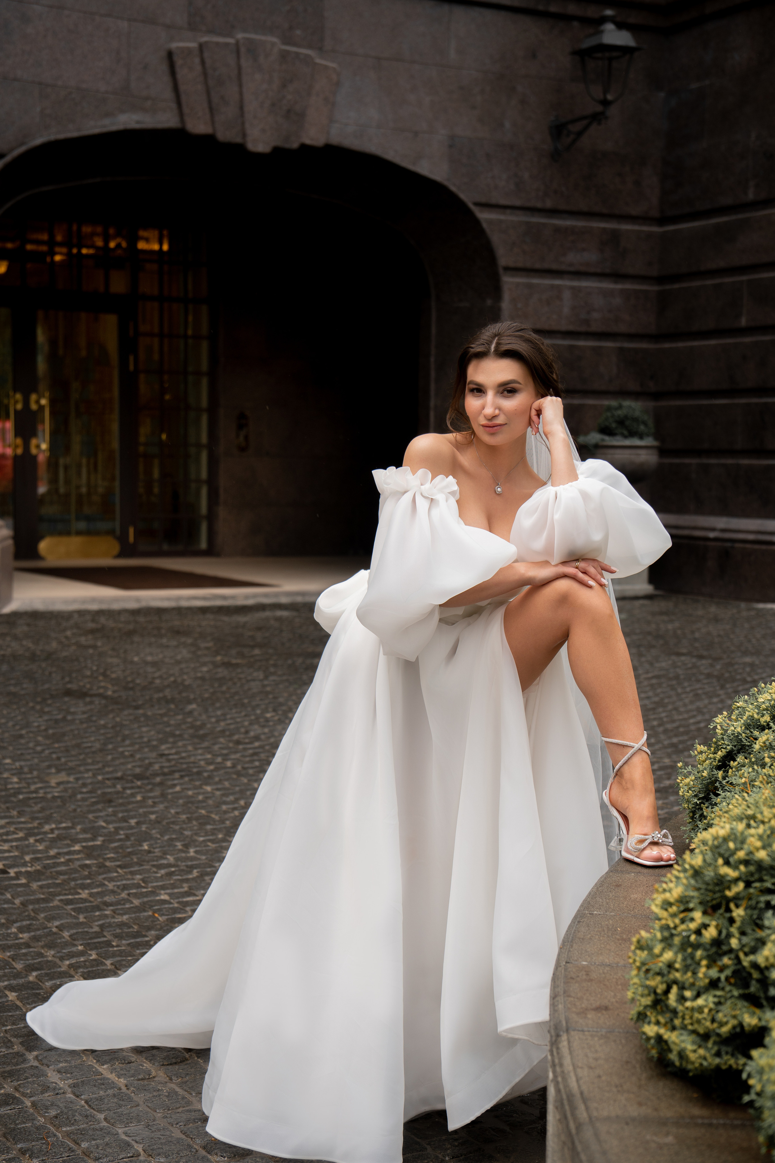 Свадебная прогулка_Максим+Юлия. Контент-съёмка и бизнес-портреты в Москве. Виктория Кулюкина