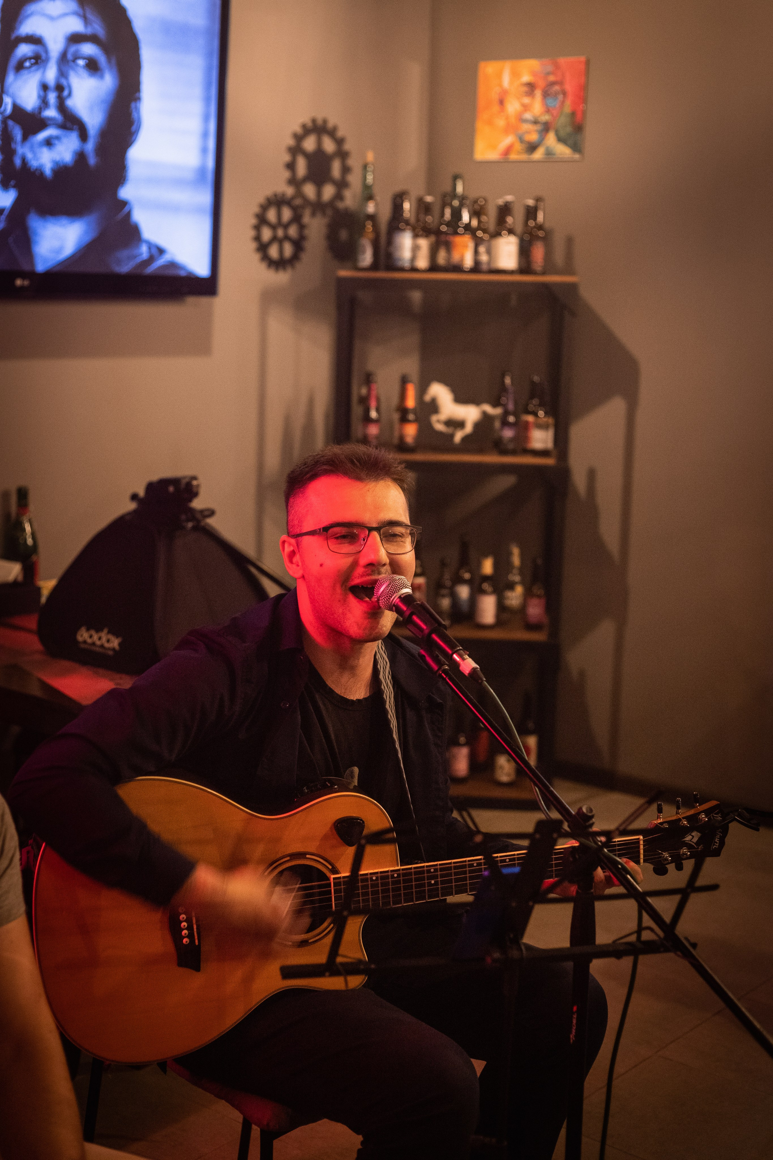 Паб Революция. Фотограф Денис Лесковский (Тюмень)