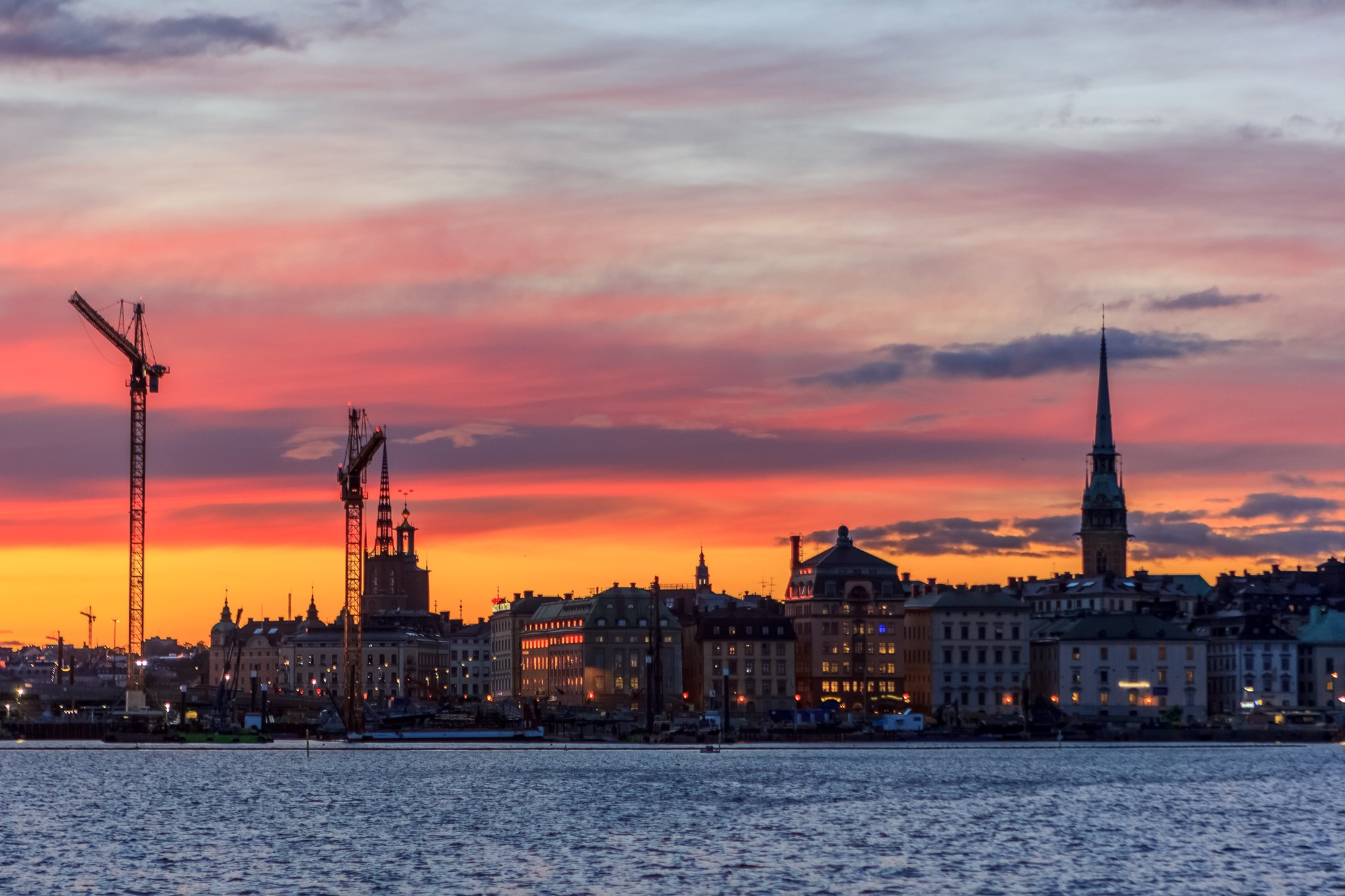 Стрит / Архитектура / Путешествия. Портретный, интерьерный и фуд фотограф в Перми Иван Вострецов