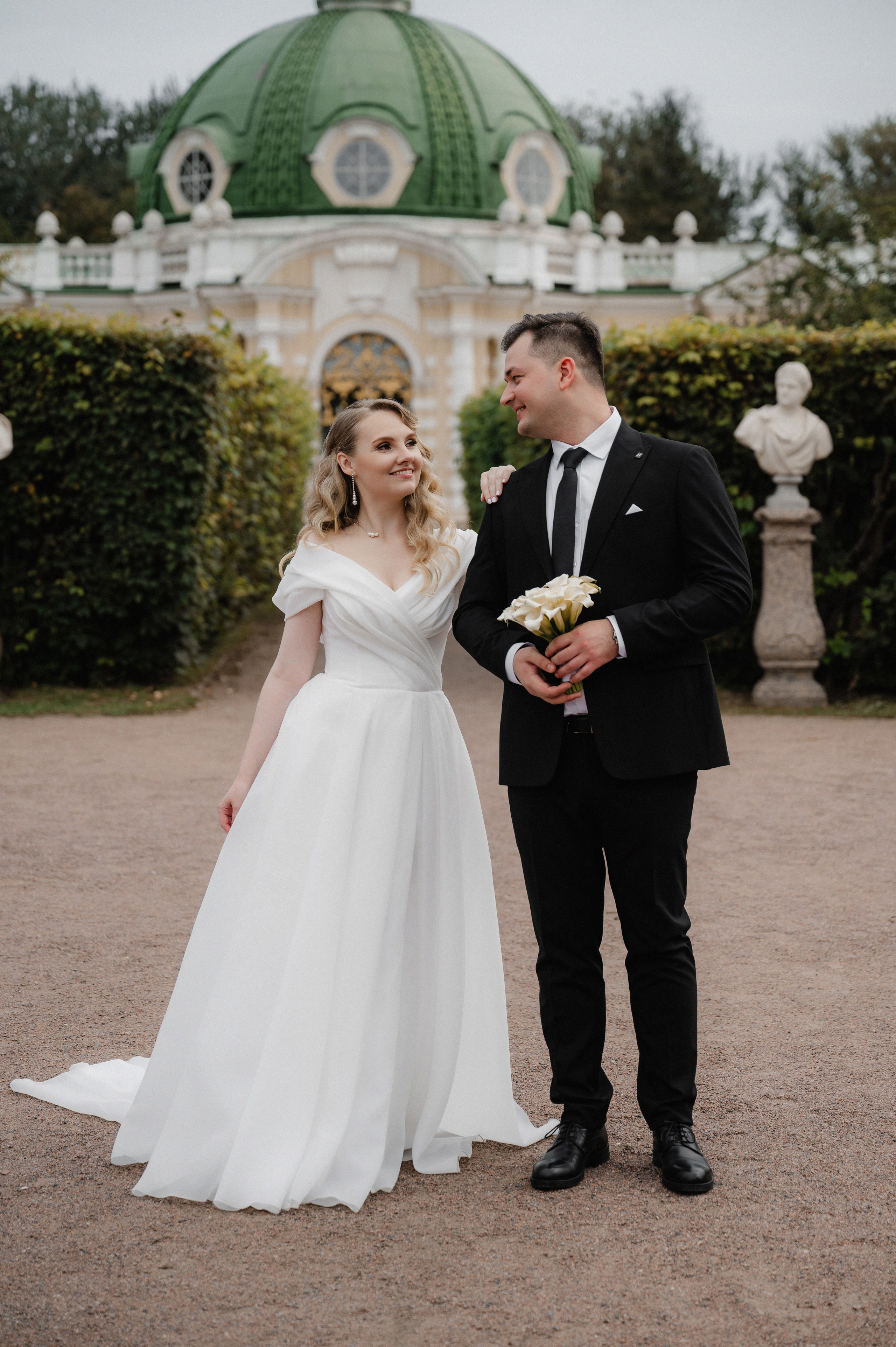 Илья и Ольга.Кусково. Свадебный фотограф Раменское-Москва