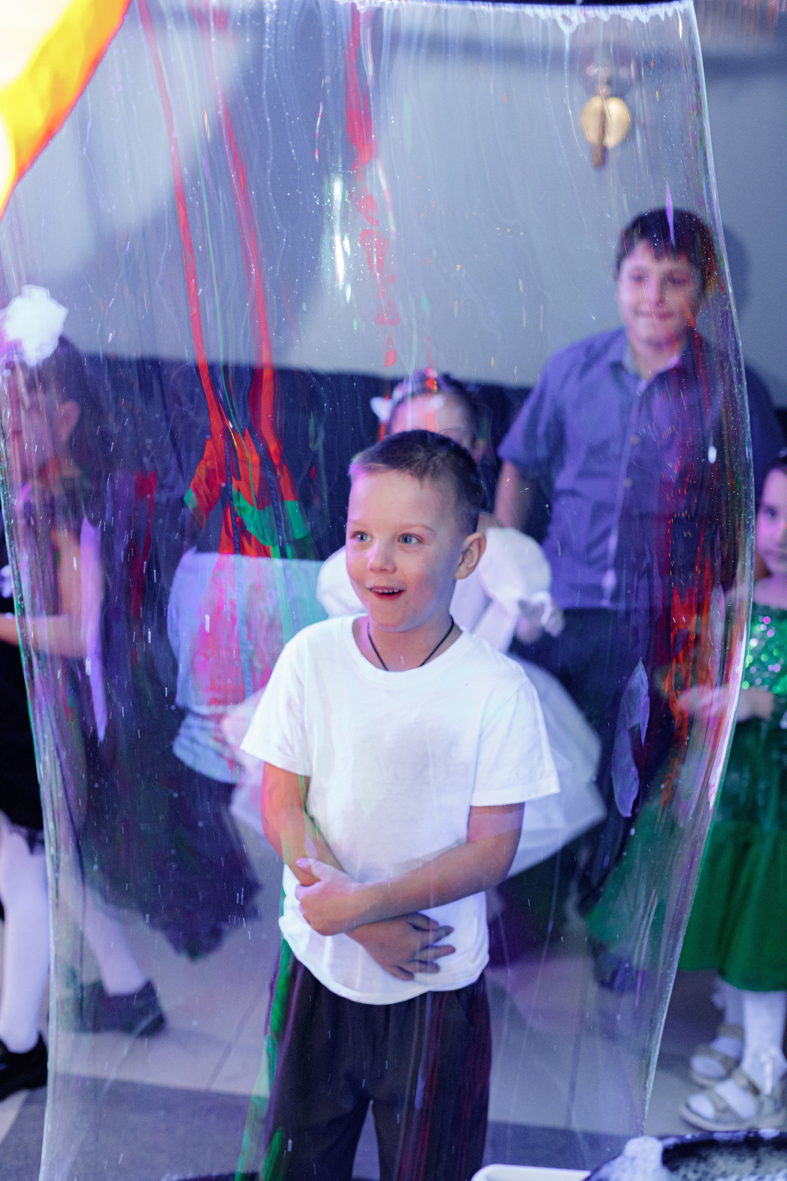 ASIA'S BIRTHDAY PARTY. Photokarish