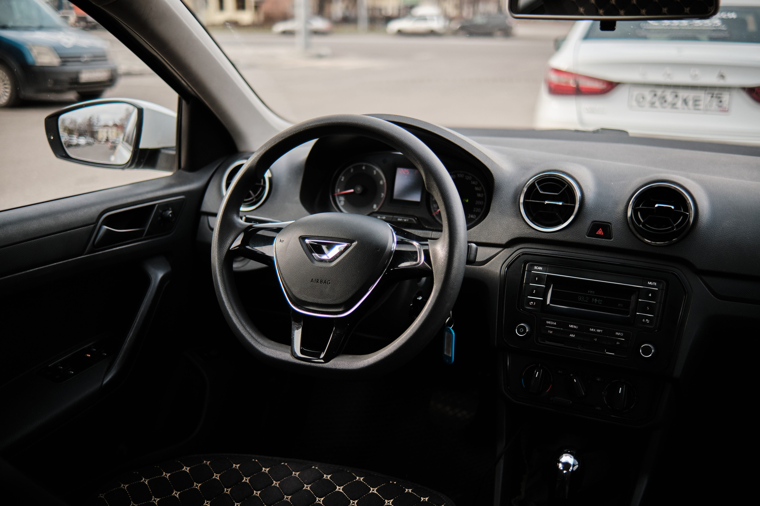 Новый автопарк Яндекс такси в Новокузнецке. Свадебный и семейный фотограф в Новокузнецке Иван Иванов