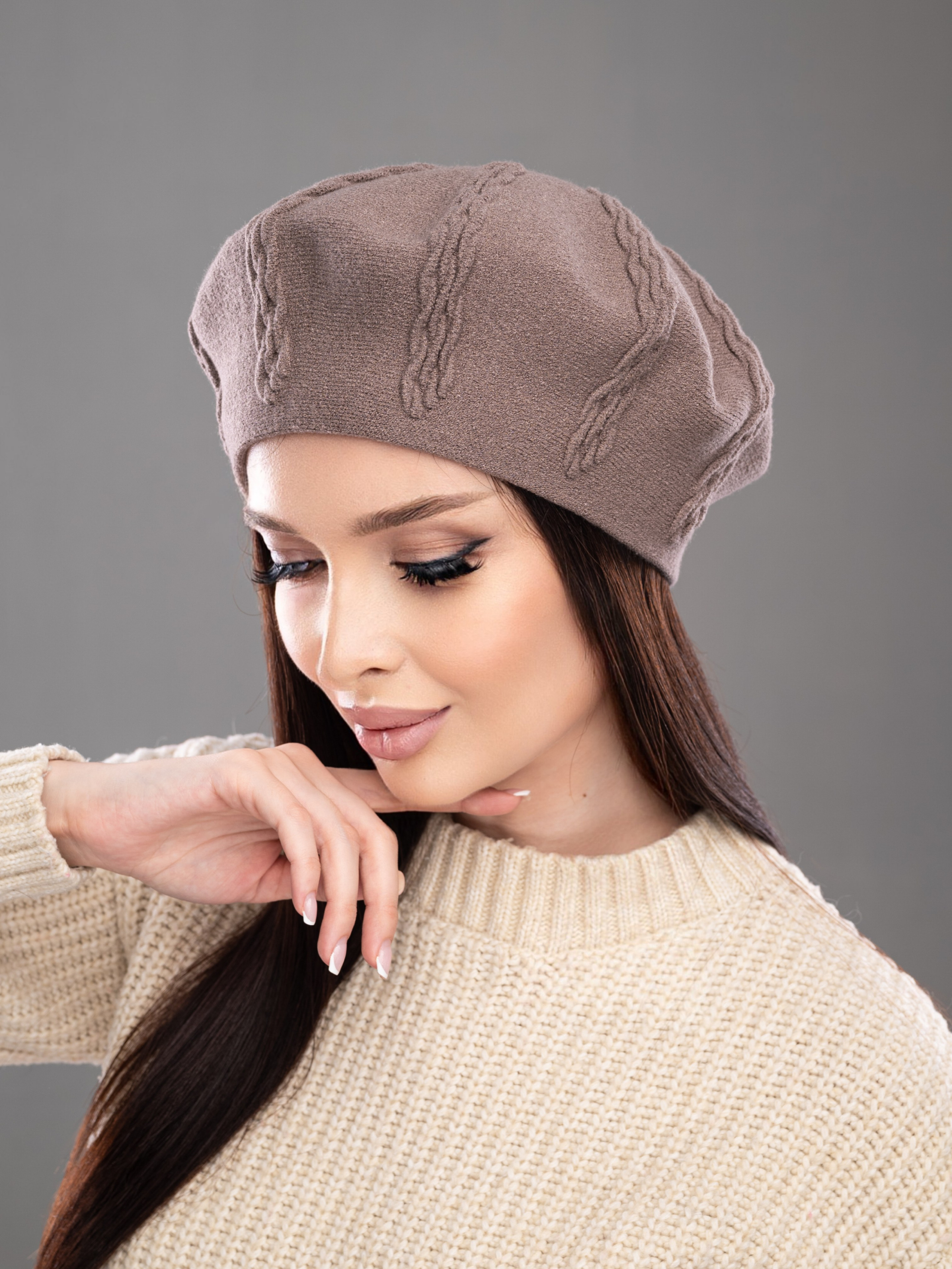 Береты. Предметный фотограф, фото для маркетплейсов Пятигорск, КМВ