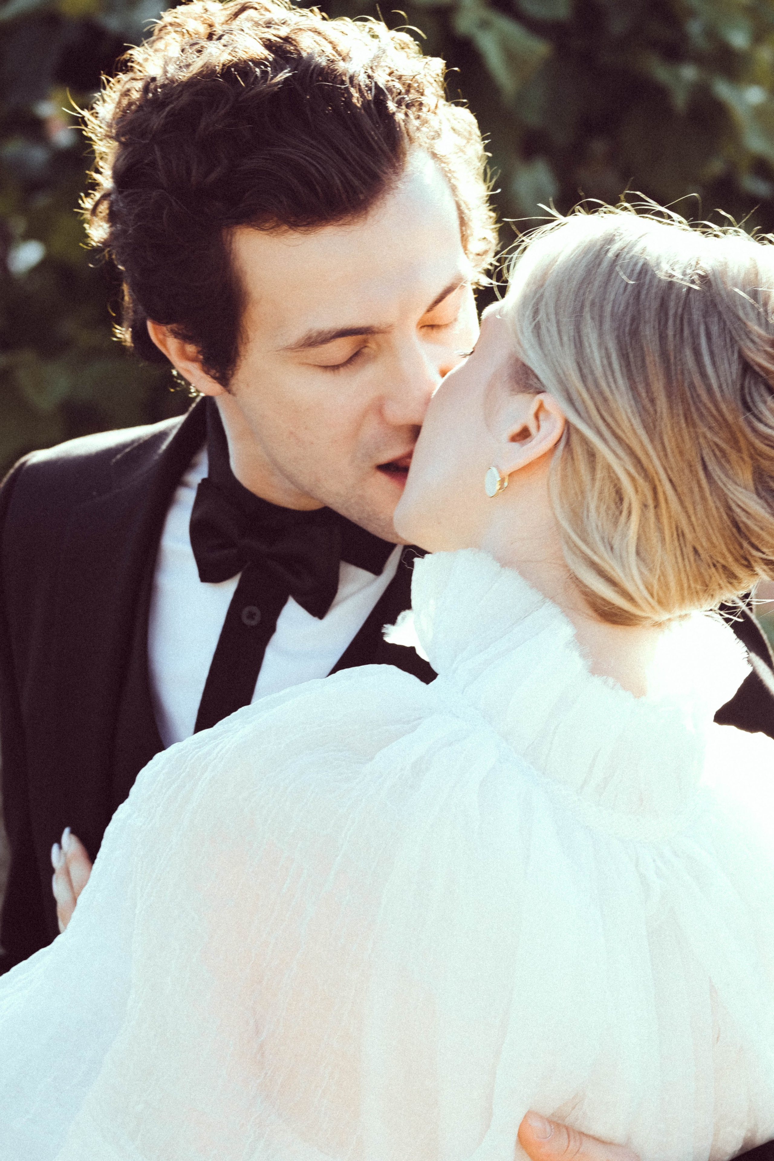 СВАДЕБНАЯ СЬЕМКА В ПАРКЕ ОРАНИЕНБАУМ. Профессиональный фотограф, Санкт-Петербург — Виктория Богомолова