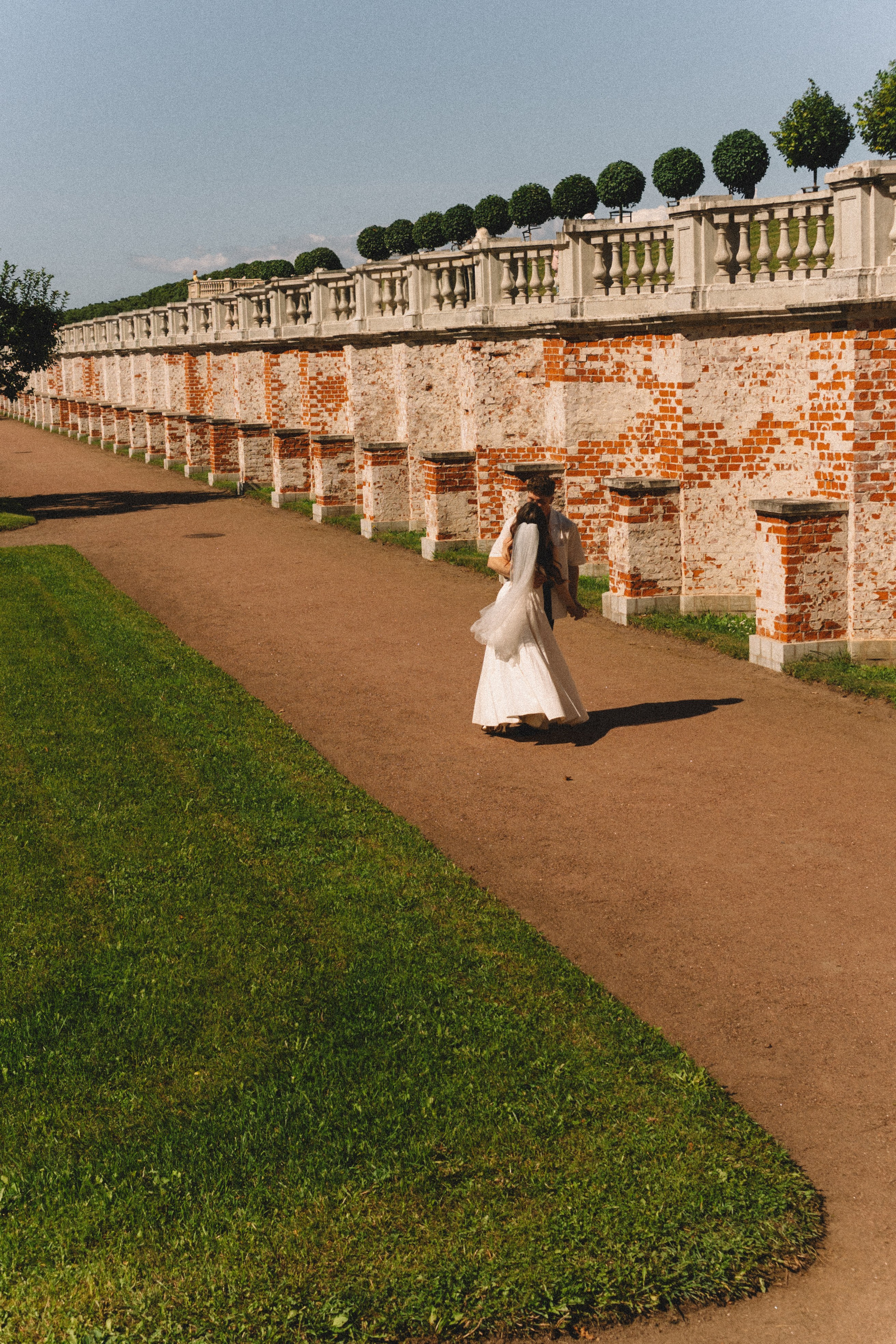 СВАДЕБНАЯ СЬЕМКА В ПЕТЕРГОФЕ И СЬЕМКА РЕПОРТАЖА В ЗАГСЕ ПЕТЕРГОФА. Профессиональный фотограф, Санкт-Петербург — Виктория Богомолова
