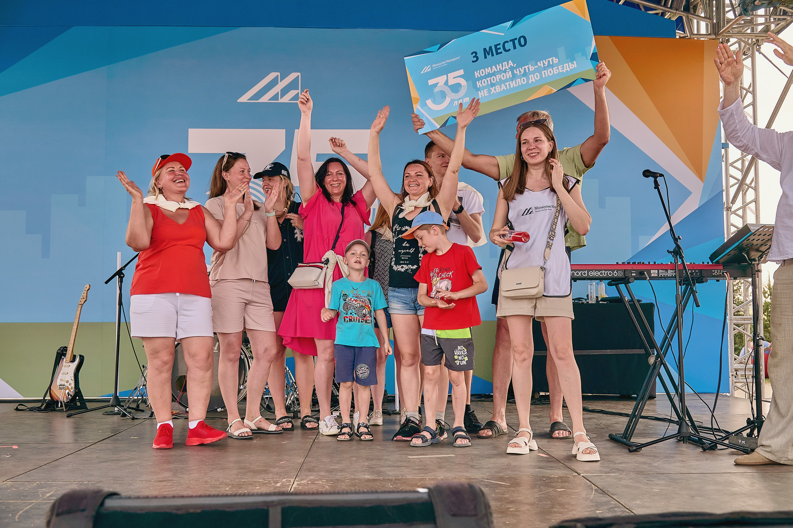 Монолитхолдинг — Емельяновское озеро. Фотограф Яковлев Роман — Красноярск