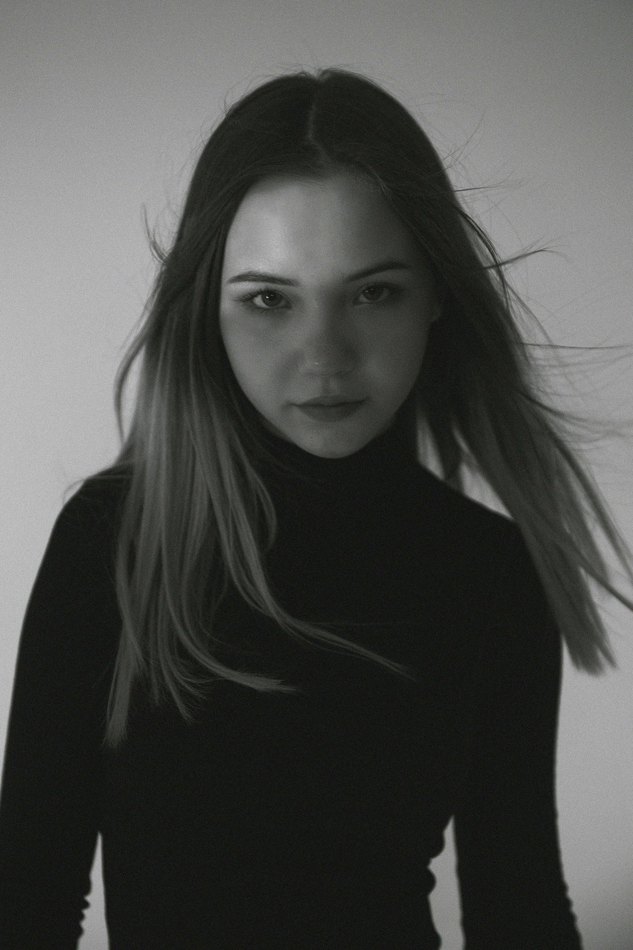 Фотосессия Милены в фотостудии Пространство. Свадебный, семейный и портретный фотограф в Алматы, Костанай