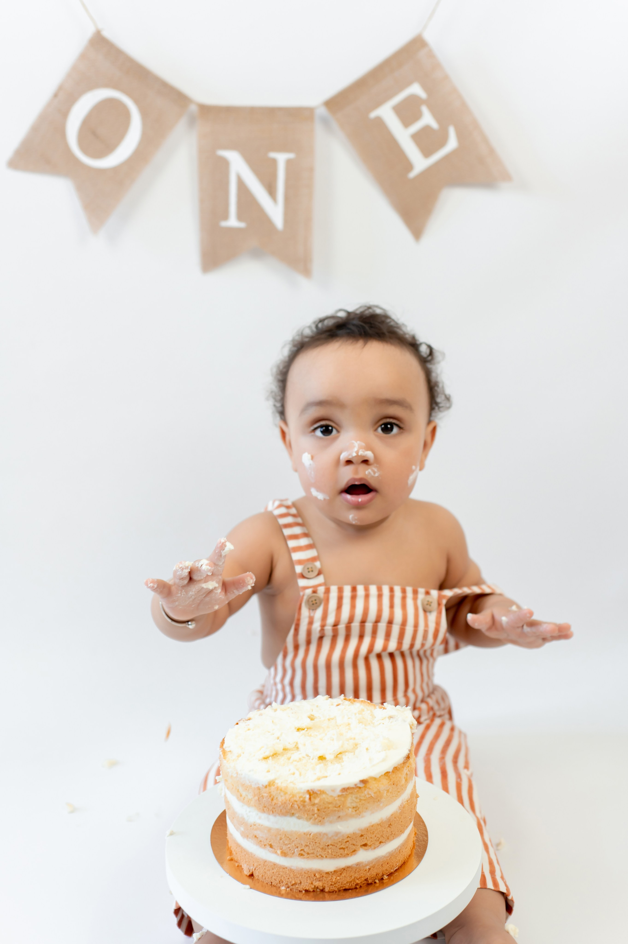 Талла. Детский и семейный фотограф Эльмира Веселова. Детская фотостудия Мира. Фотосессия на годик