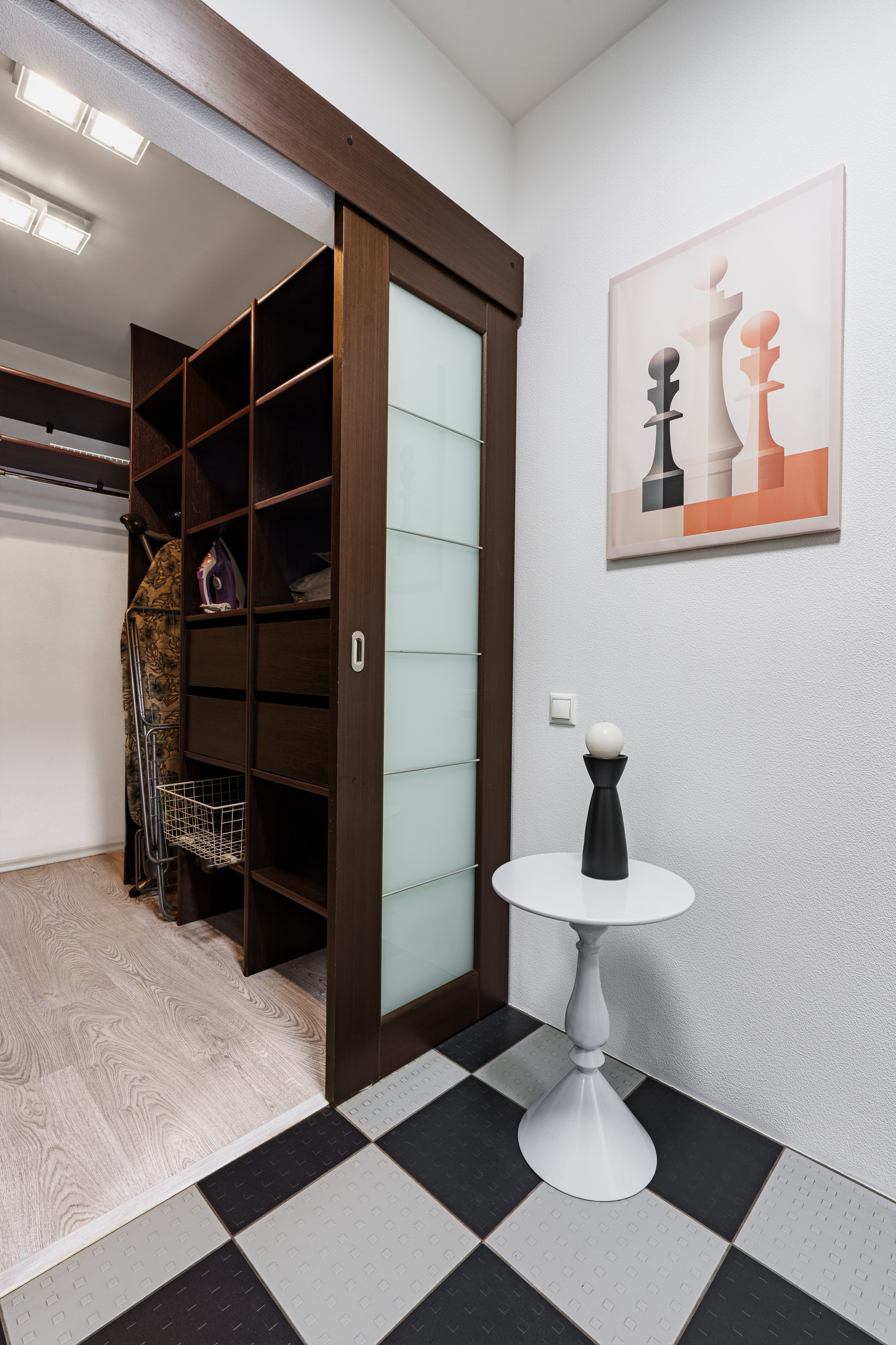 Съемка для посуточной аренды. Интерьерный фотограф и ретушер в Красноярске Денис Антропов