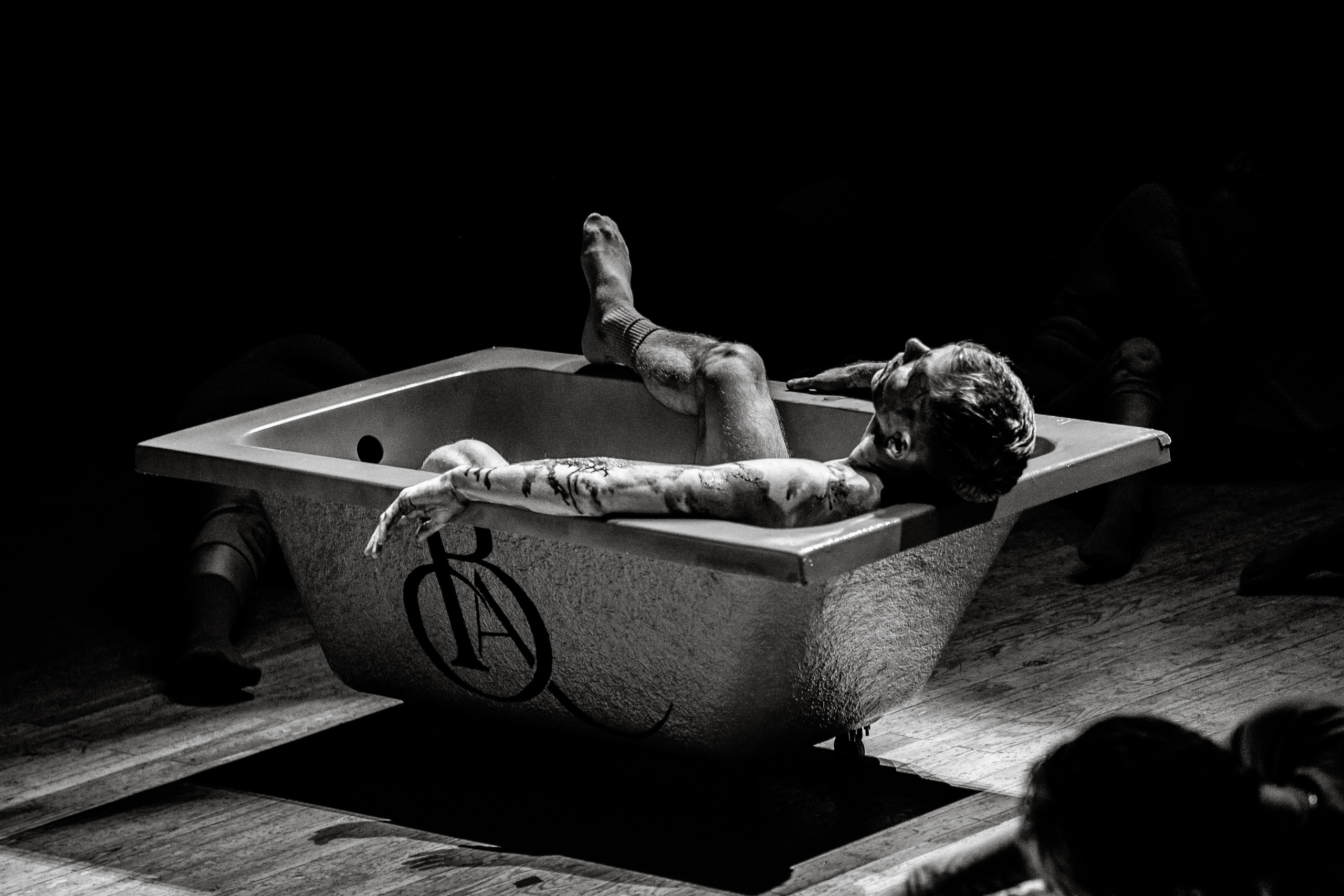 Baccarat Спектакль «Интенция» 10 / 2024. ФОТОГРАФ ЕКАТЕРИНБУРГ