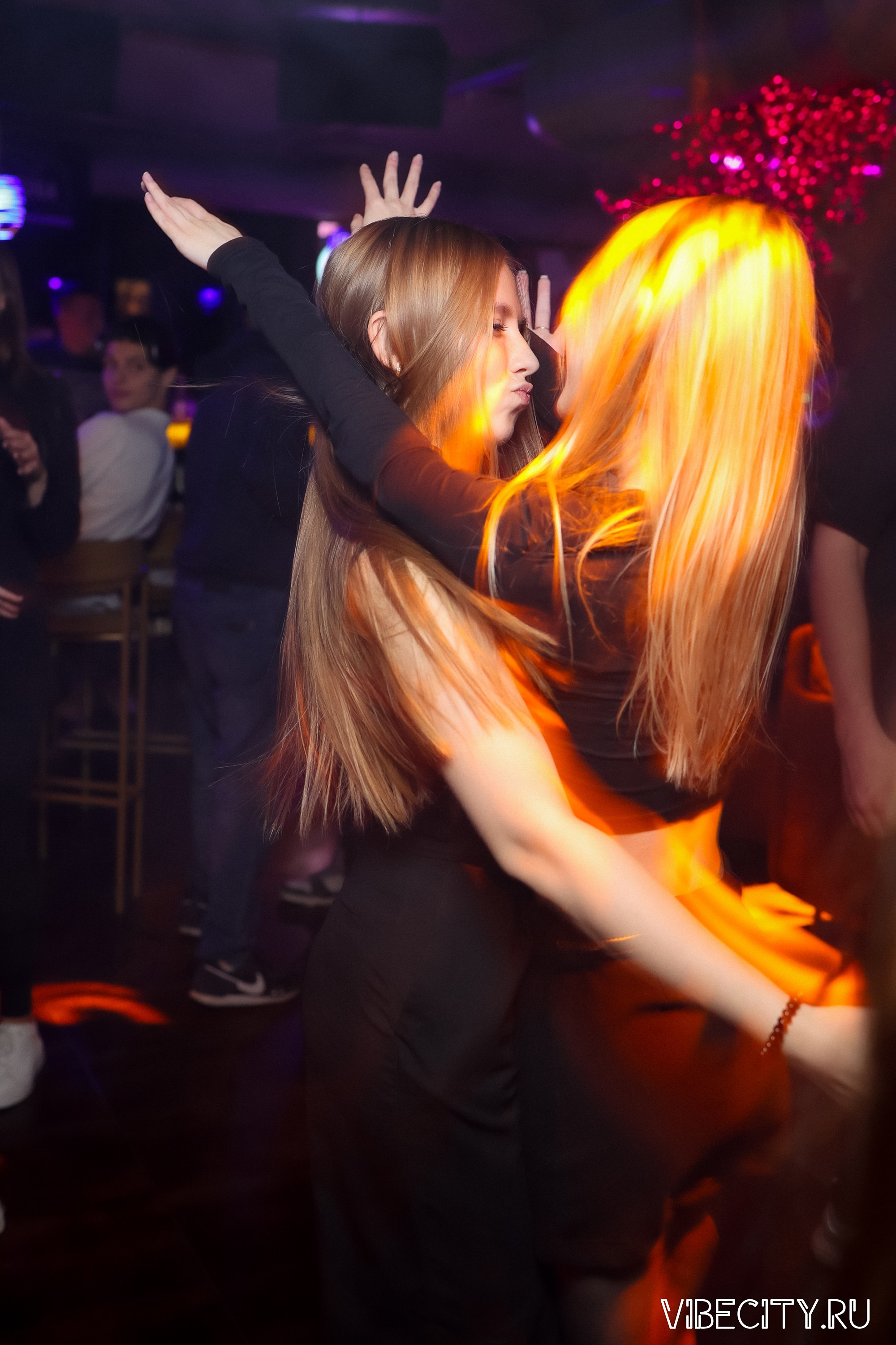 DOUBLE U. VIBECITY.RU Вайб Сити Ру Фоторепортажи Фотоотчеты Калининград