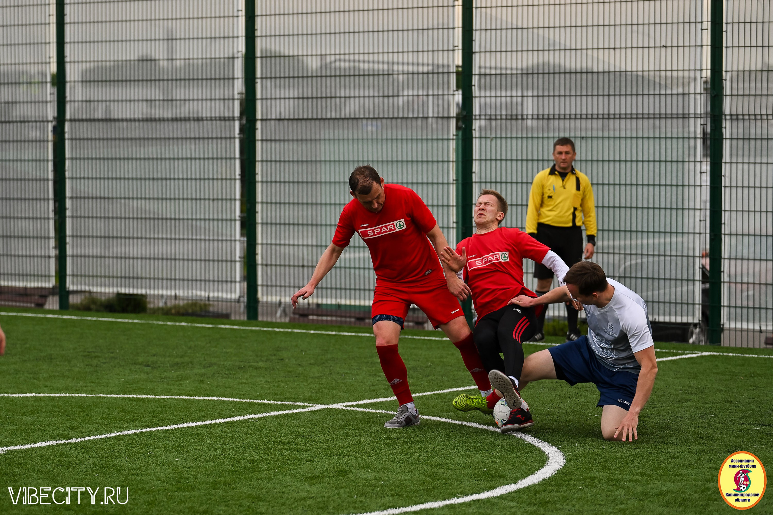 ИГРЫ МИНИ-ФУТБОЛЬНОЙ ЛИГИ. VIBECITY.RU Вайб Сити Ру Фоторепортажи Фотоотчеты Калининград