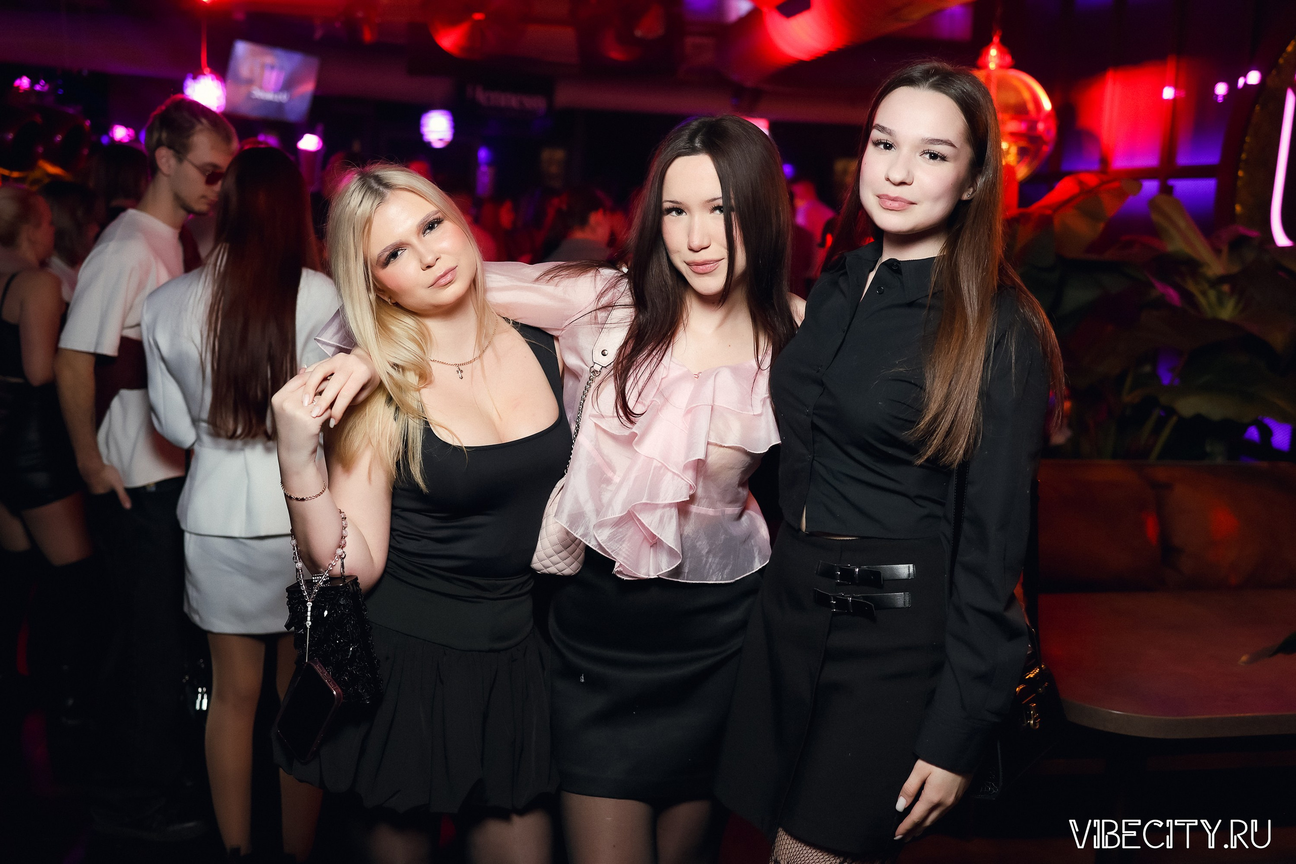 DOUBLE U. VIBECITY.RU Вайб Сити Ру Фоторепортажи Фотоотчеты Калининград