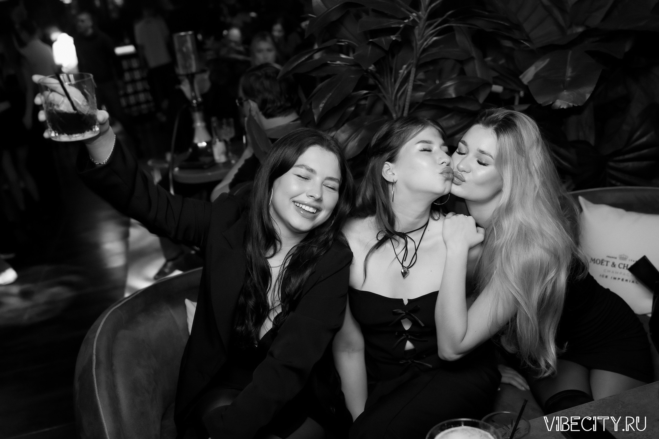 DOUBLE U. VIBECITY.RU Вайб Сити Ру Фоторепортажи Фотоотчеты Калининград