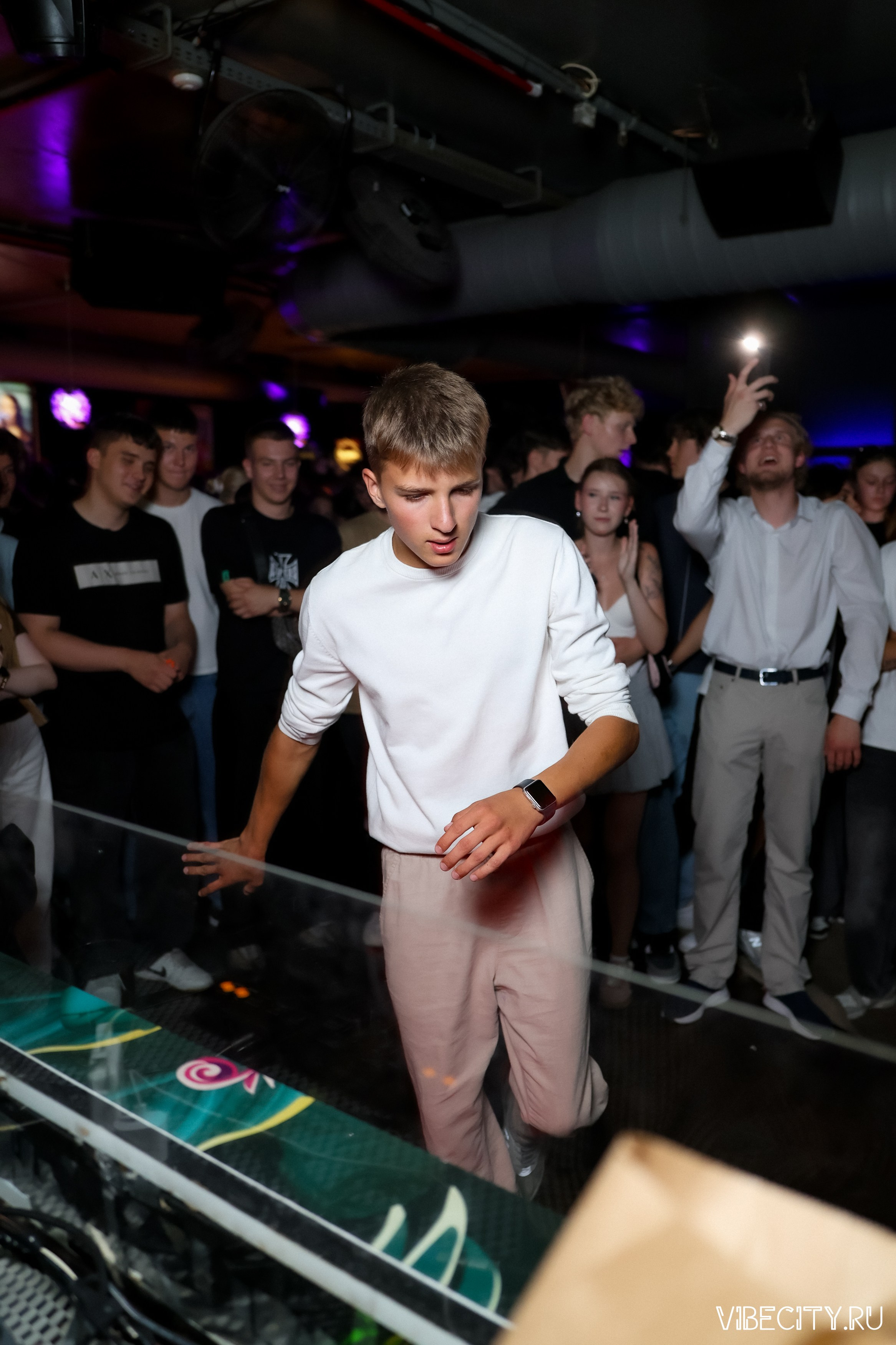 DOUBLE U. VIBECITY.RU Вайб Сити Ру Фоторепортажи Фотоотчеты Калининград