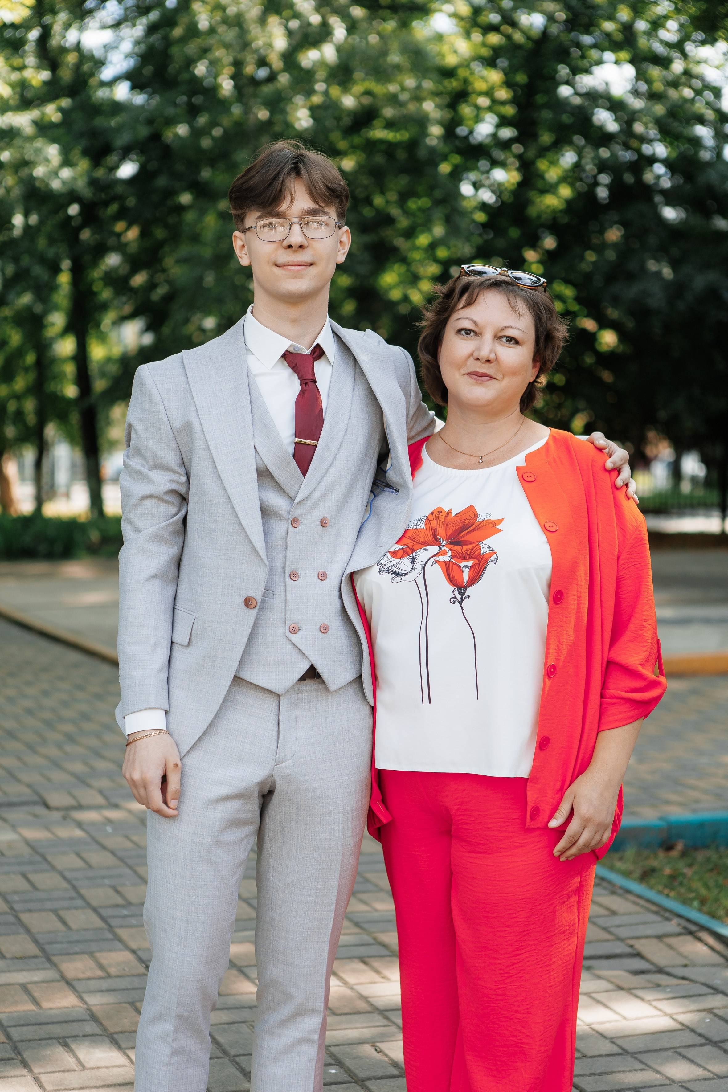 Выпускной Гимназия 12 2024 г. Свадебный и портретный Фотограф в Липецке Дмитрий Котюков