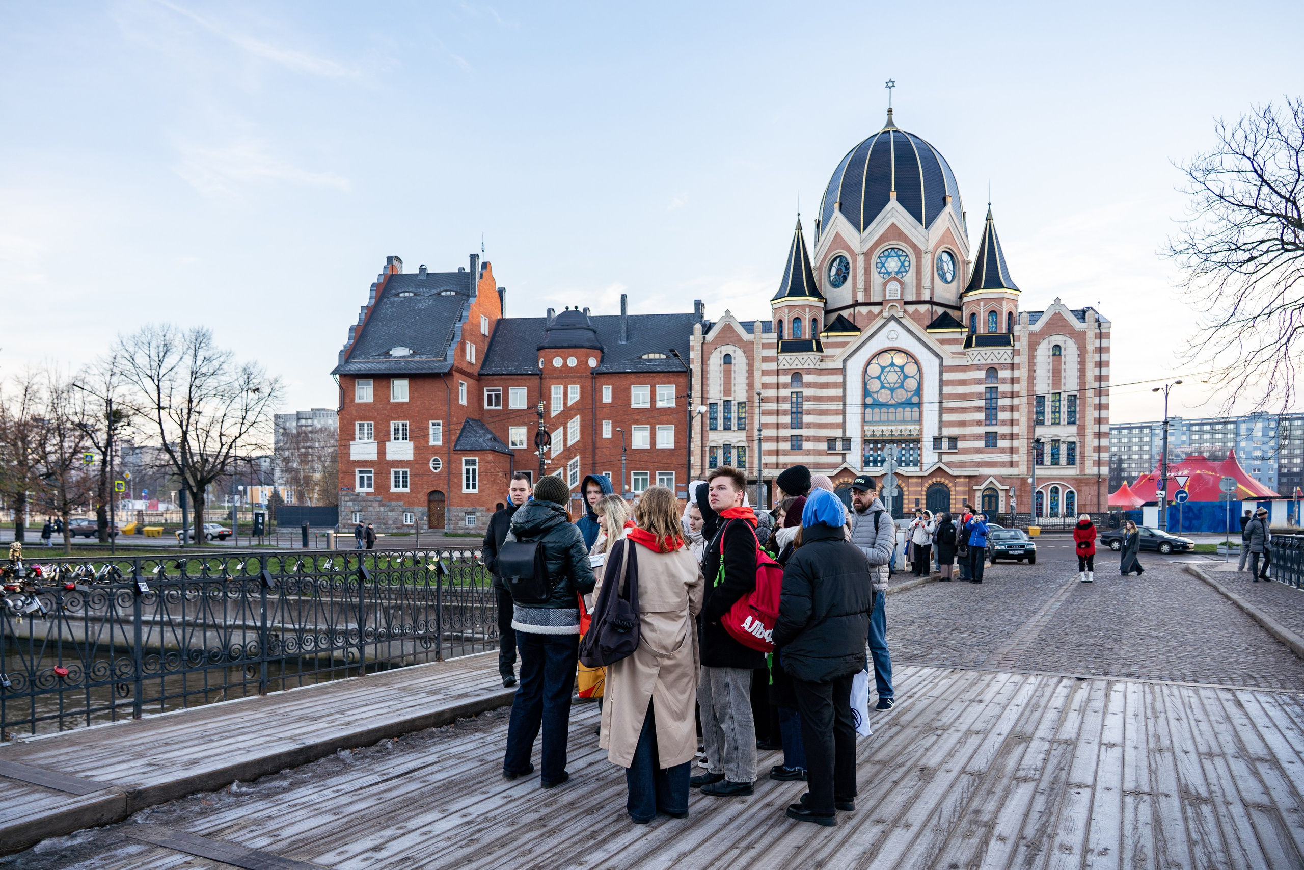 Историческая медиашкола 2025 в Калининграде. Репортажный фотограф в Москве Легкая Софья