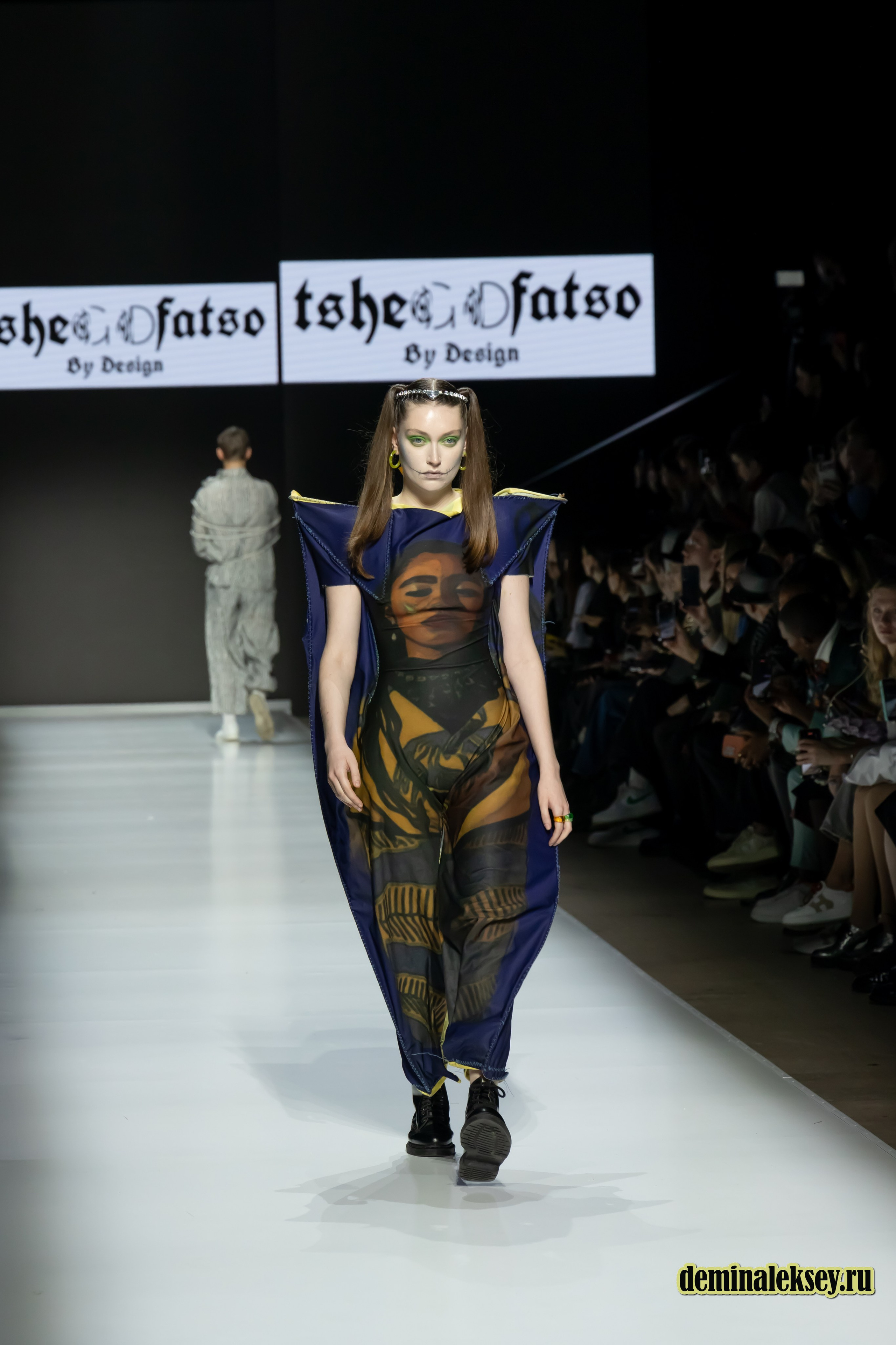 Московская неделя моды 2024 9 октября дизайнер Tshegofatso by design. Репортажный, семейный и студийный фотограф в Москве Демин Алексей
